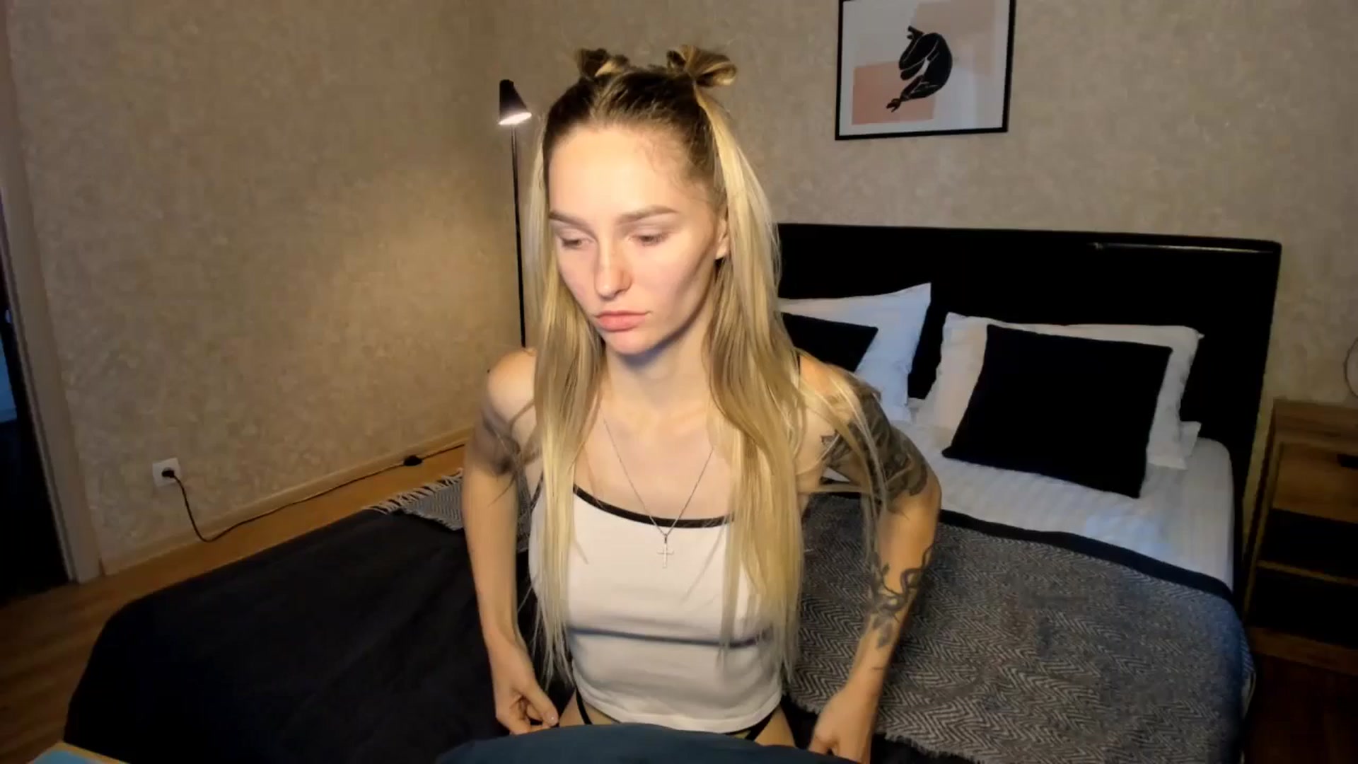 Gallery image thumbnail from Miliain's myfreecams stream on, 08/05/2025, 09:03 image 13 of 20