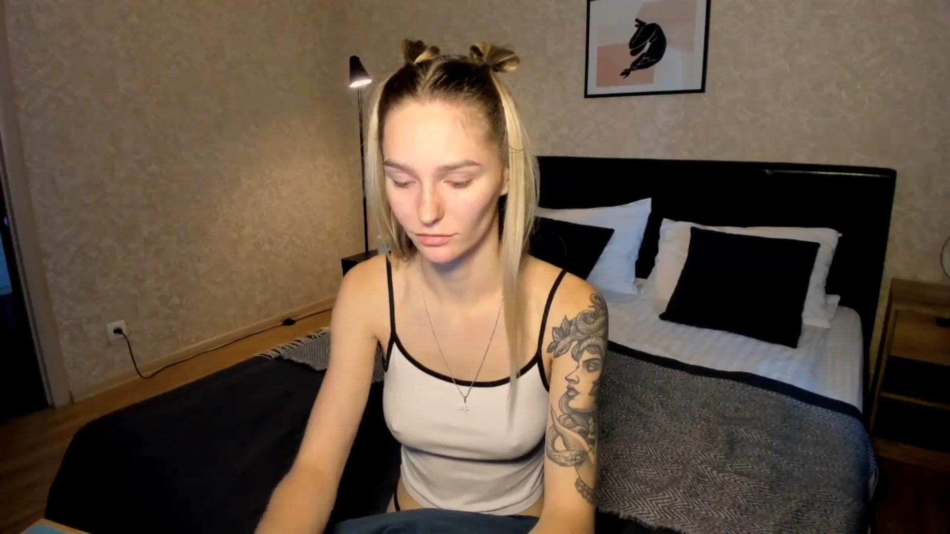 Gallery image thumbnail from Miliain's myfreecams stream on, 08/05/2025, 09:03 image 19 of 20