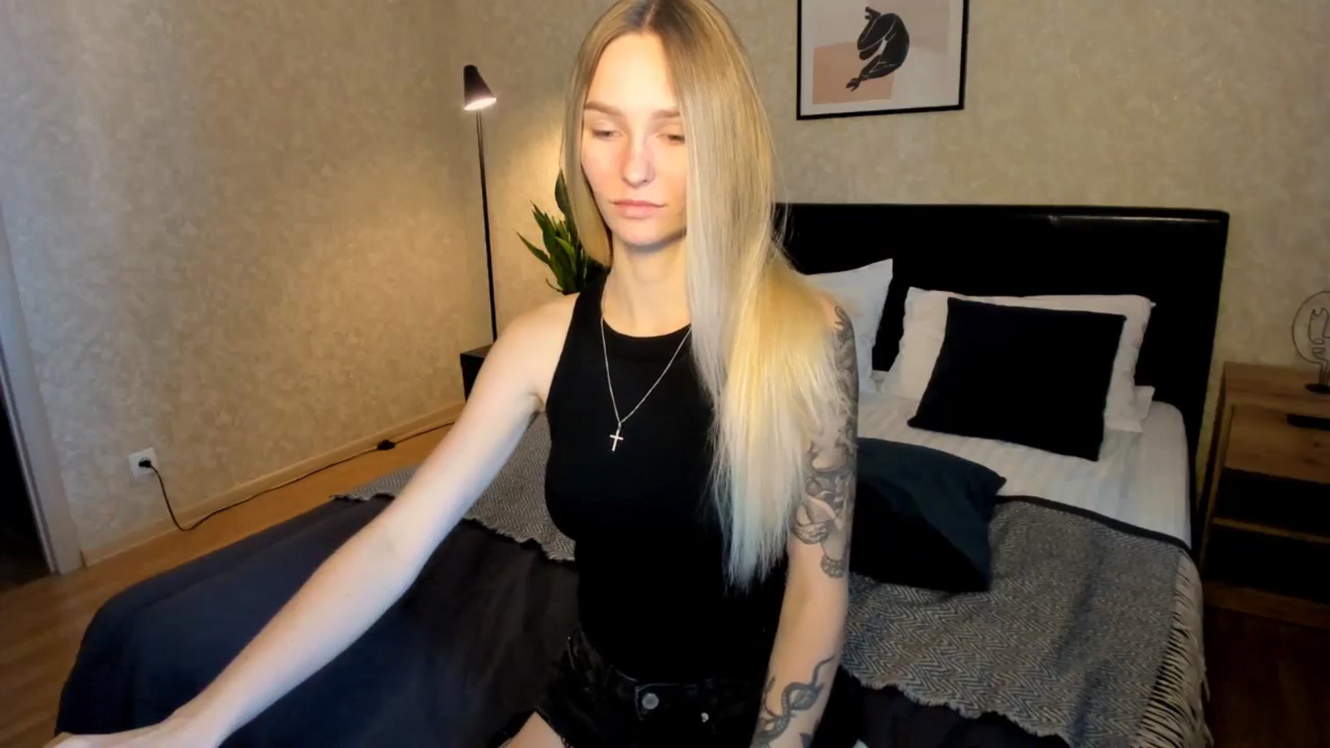 Gallery image thumbnail from Miliain's myfreecams stream on, 08/06/2025, 07:17 image 14 of 20