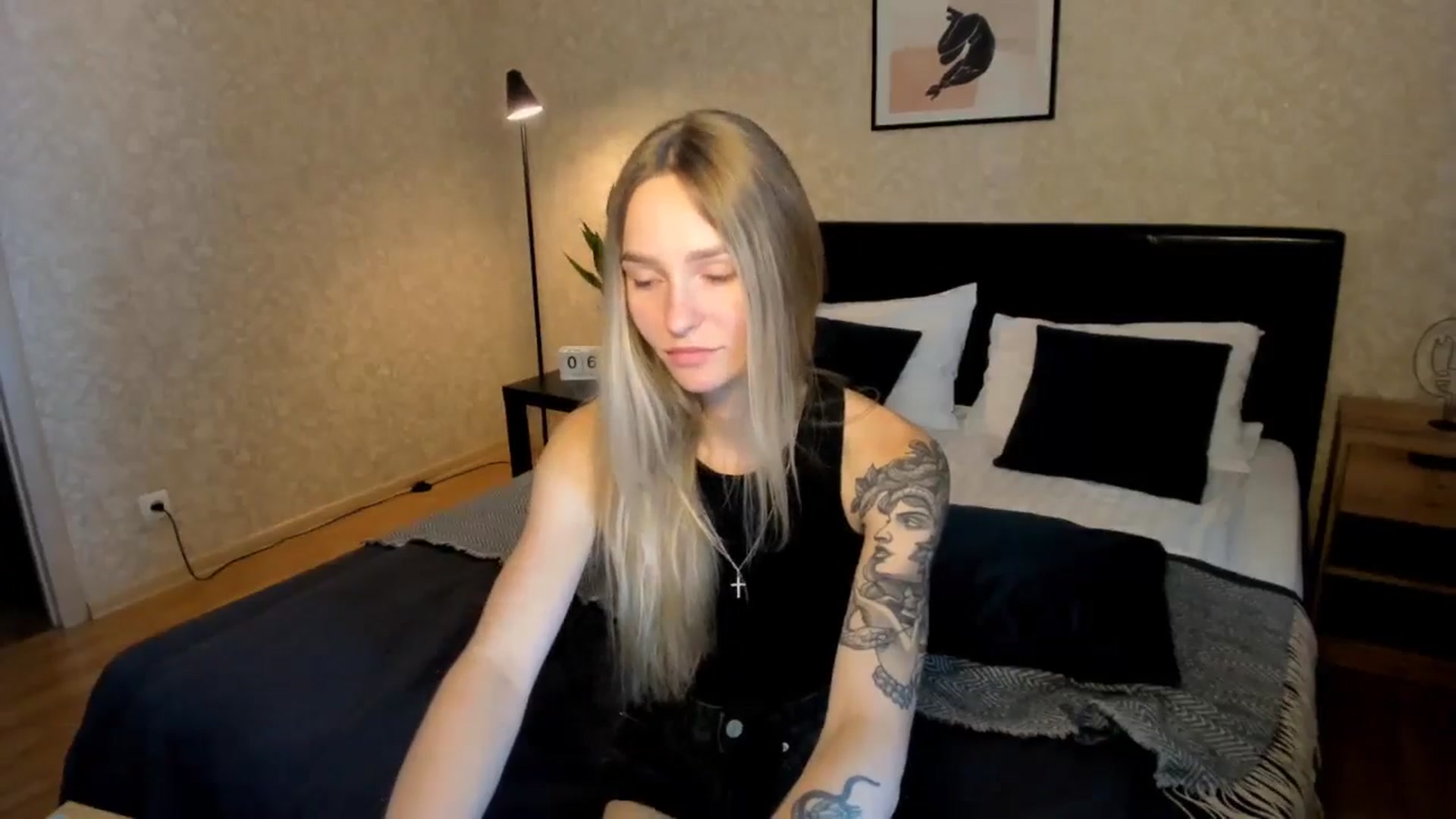 Gallery image thumbnail from Miliain's myfreecams stream on, 08/06/2025, 08:37 image 19 of 20
