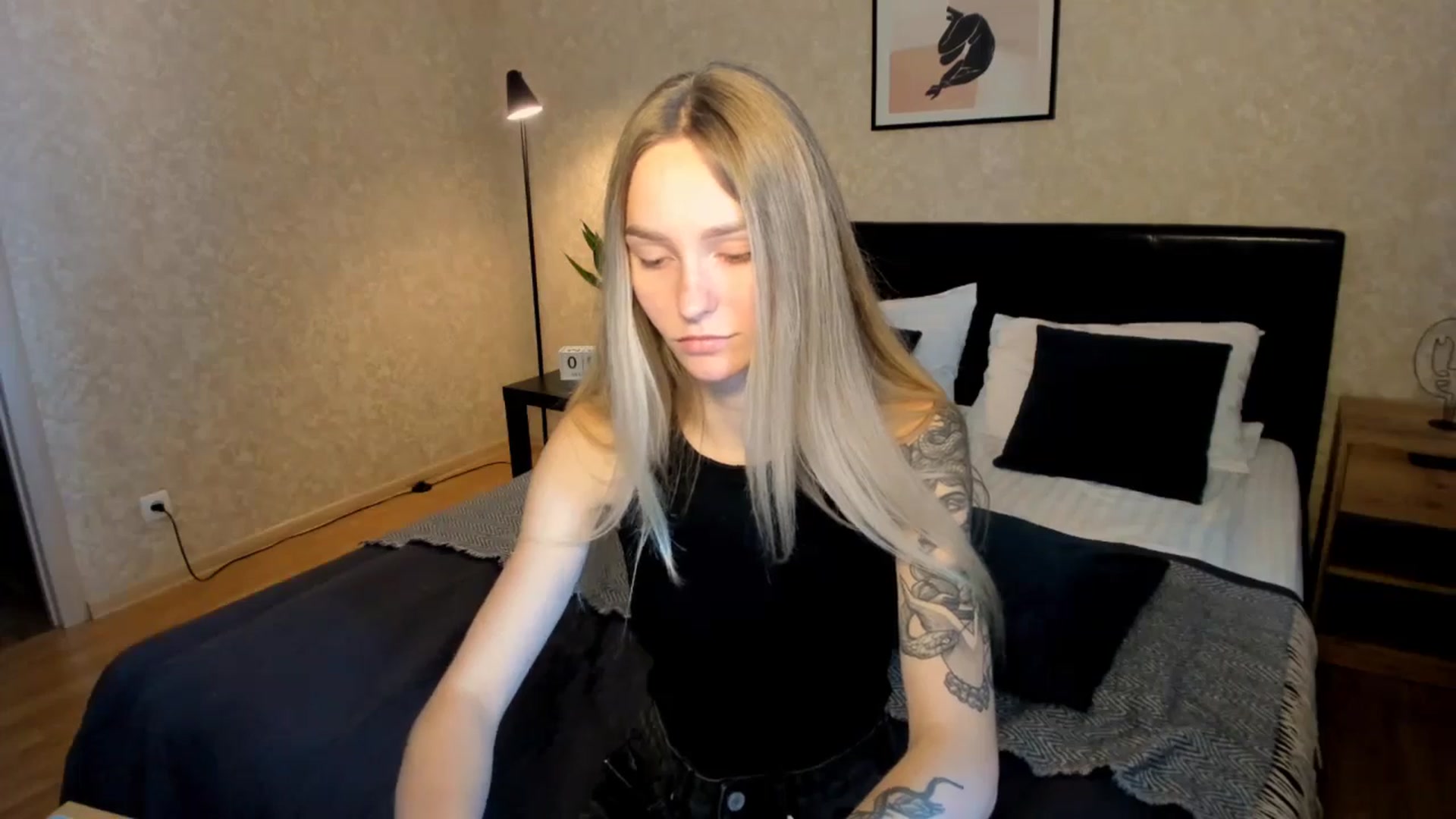 Gallery image thumbnail from Miliain's myfreecams stream on, 08/06/2025, 08:37 image 9 of 20