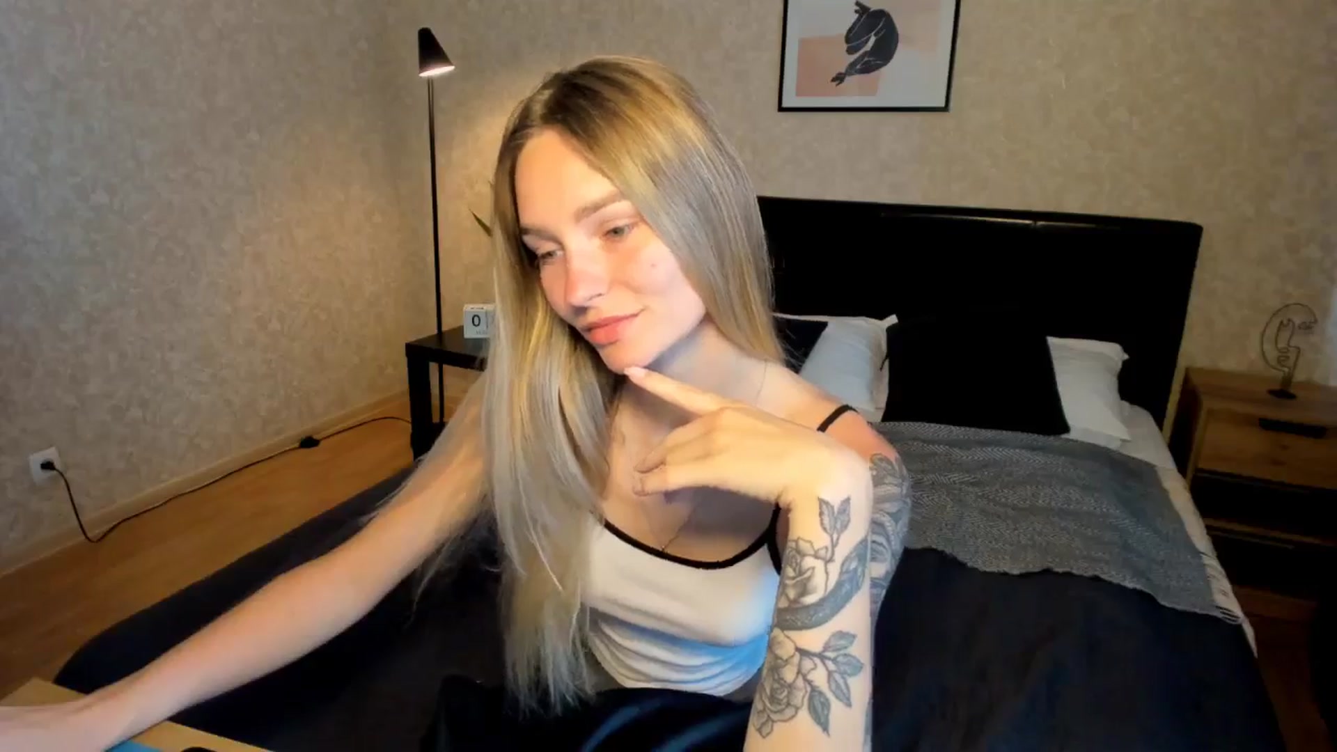 Gallery image thumbnail from Miliain's myfreecams stream on, 08/08/2025, 11:19 image 5 of 20
