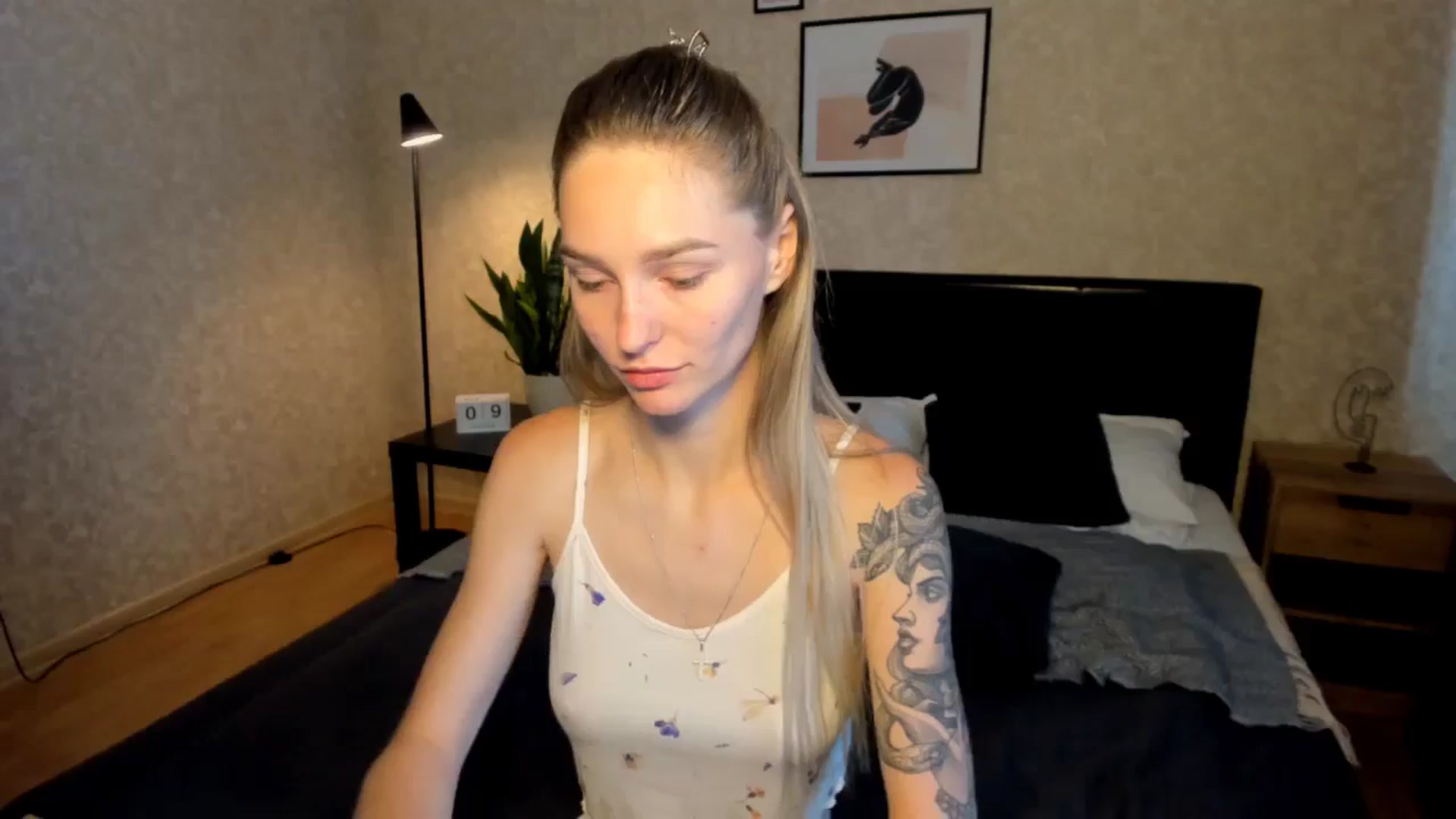 Gallery image thumbnail from Miliain's myfreecams stream on, 08/09/2025, 08:39 image 13 of 20