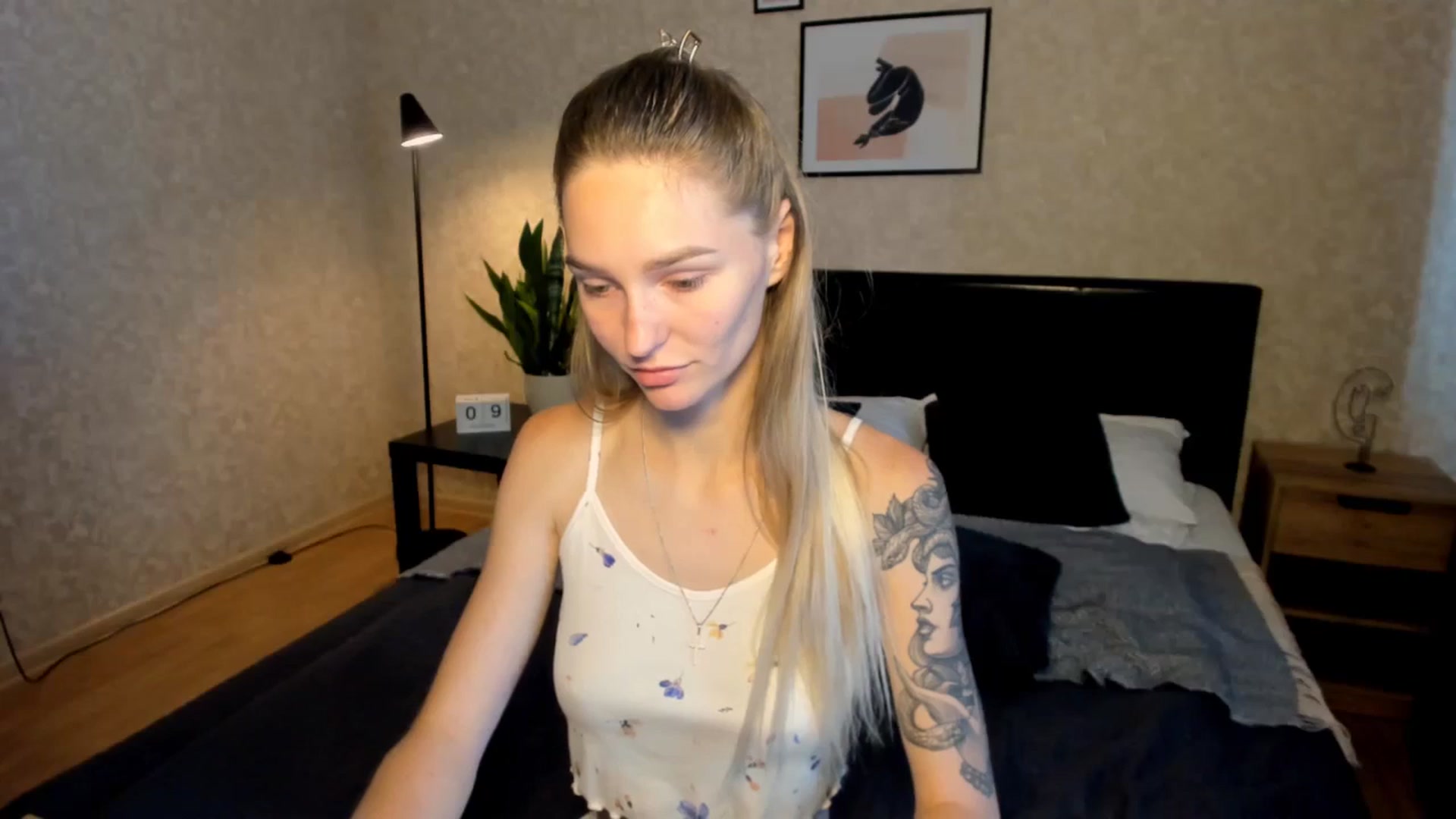 Gallery image thumbnail from Miliain's myfreecams stream on, 08/09/2025, 08:39 image 17 of 20