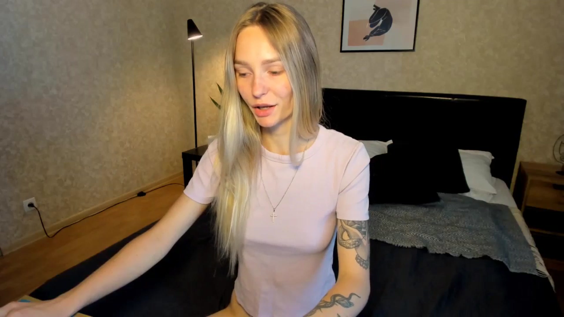Gallery image thumbnail from Miliain's myfreecams stream on, 08/10/2025, 09:37 image 13 of 20