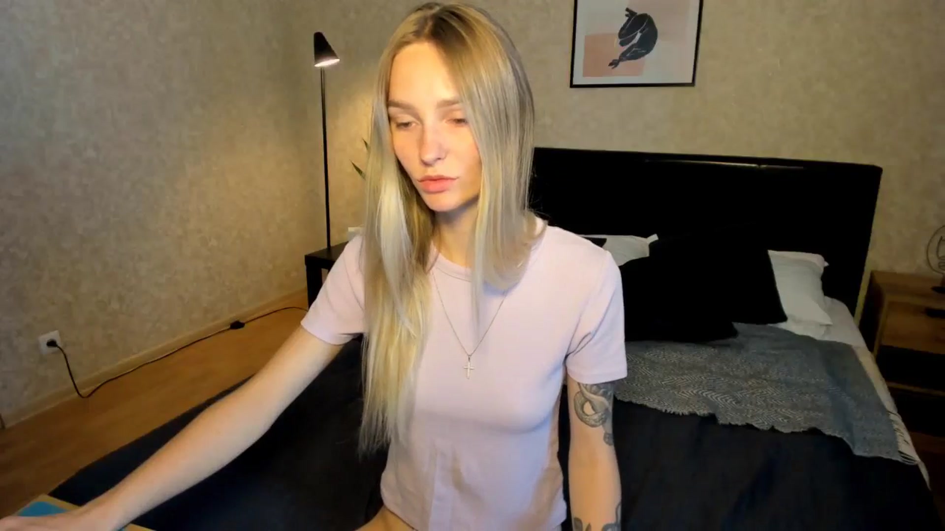 Gallery image thumbnail from Miliain's myfreecams stream on, 08/10/2025, 09:37 image 14 of 20