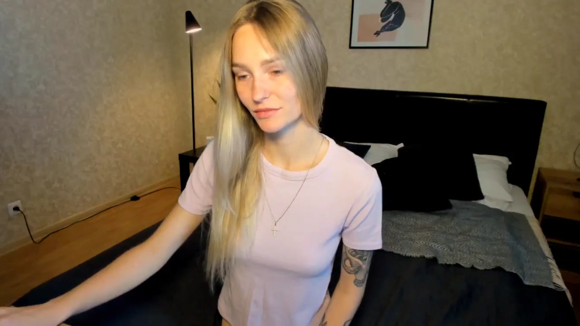 Gallery image thumbnail from Miliain's myfreecams stream on, 08/10/2025, 09:37 image 3 of 20