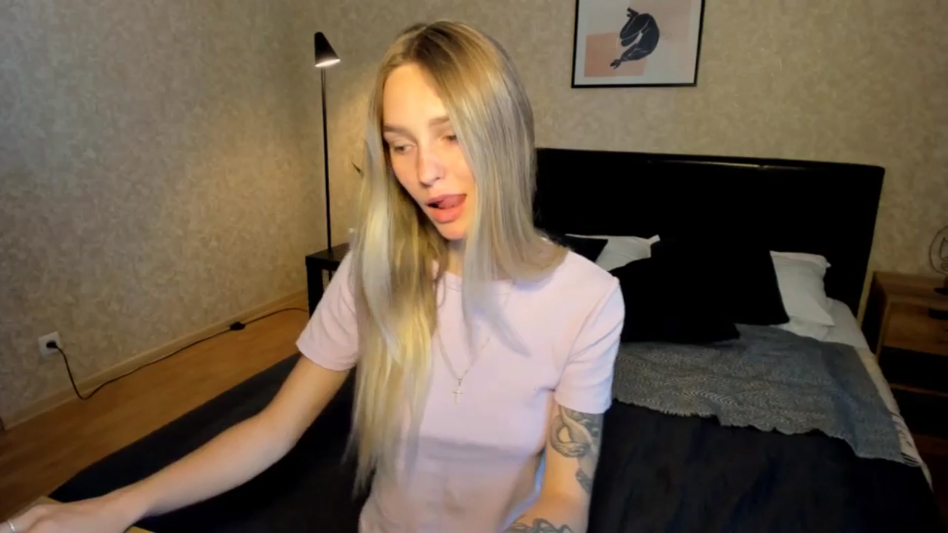 Gallery image thumbnail from Miliain's myfreecams stream on, 08/10/2025, 09:37 image 17 of 20