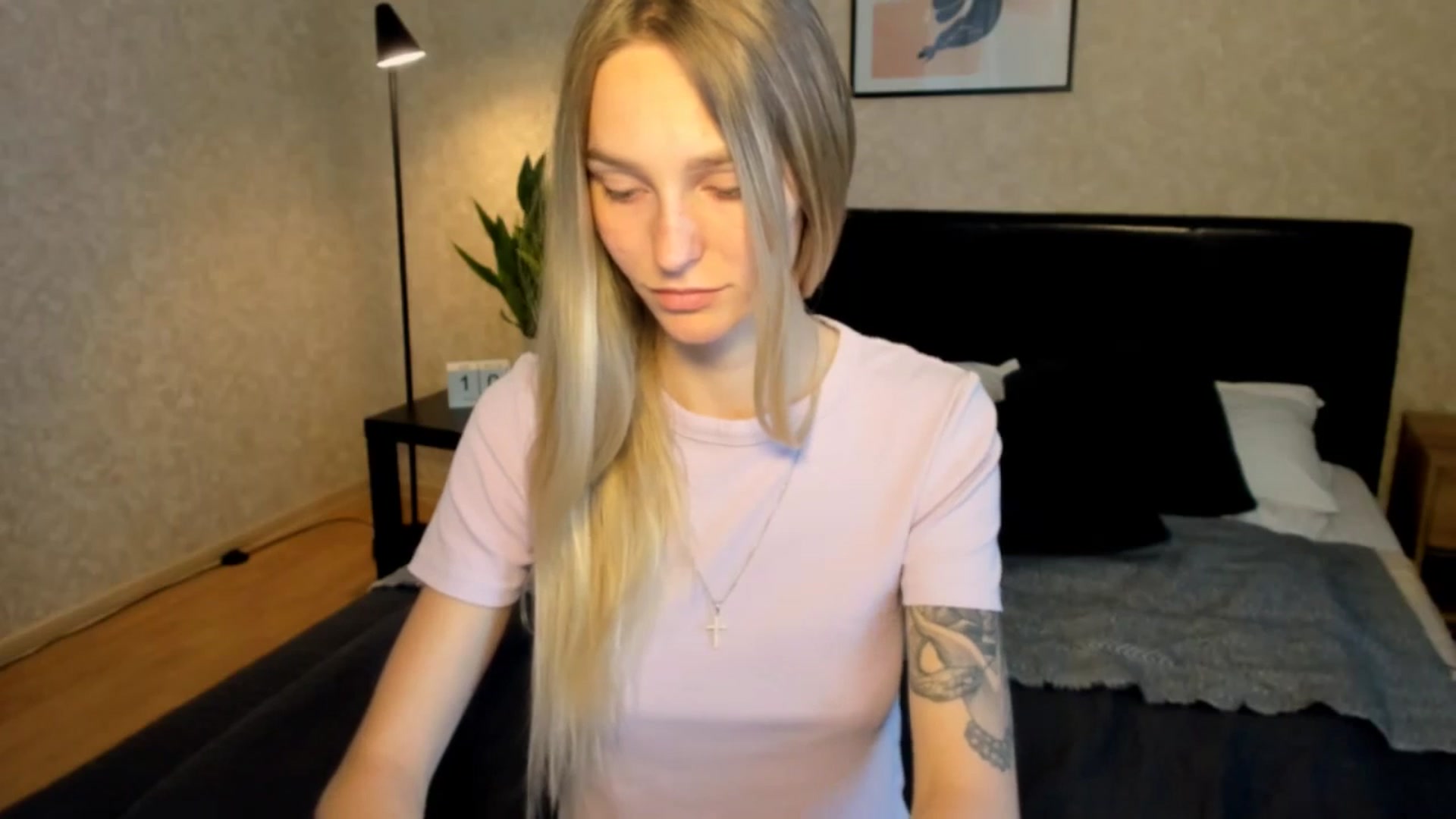 Gallery image thumbnail from Miliain's myfreecams stream on, 08/10/2025, 12:38 image 14 of 20