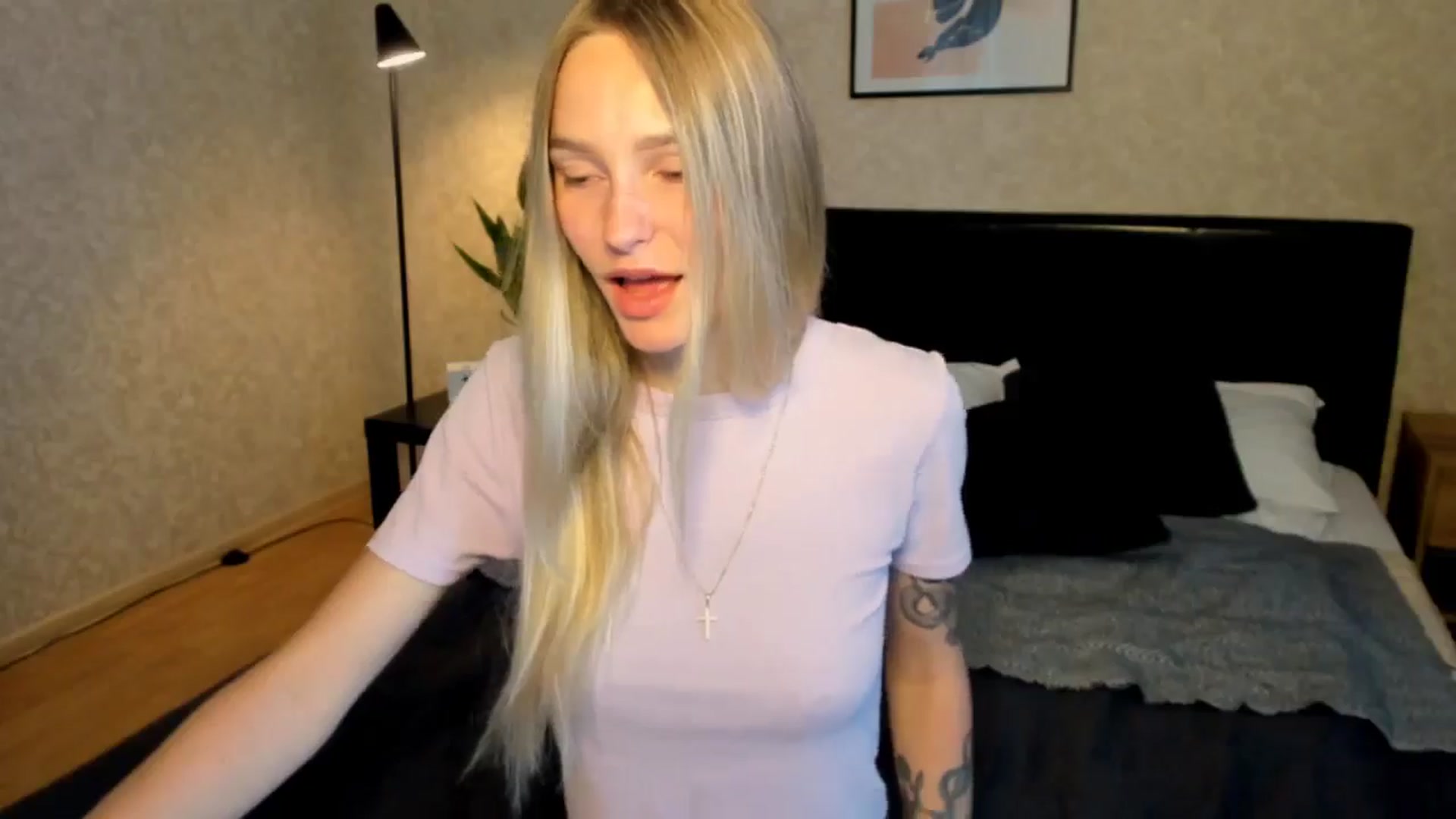 Gallery image thumbnail from Miliain's myfreecams stream on, 08/10/2025, 12:38 image 7 of 20