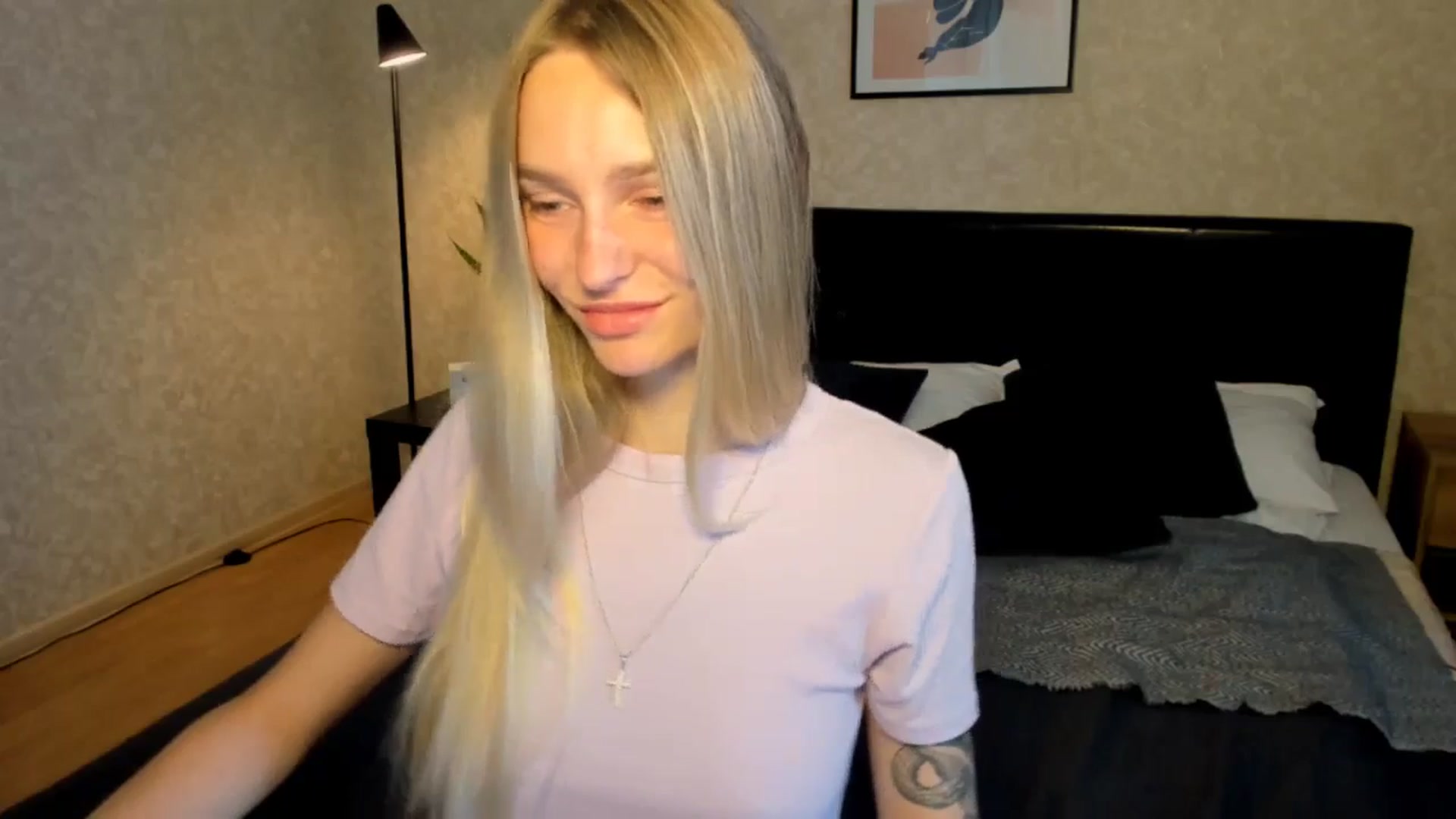 Gallery image thumbnail from Miliain's myfreecams stream on, 08/10/2025, 12:38 image 6 of 20
