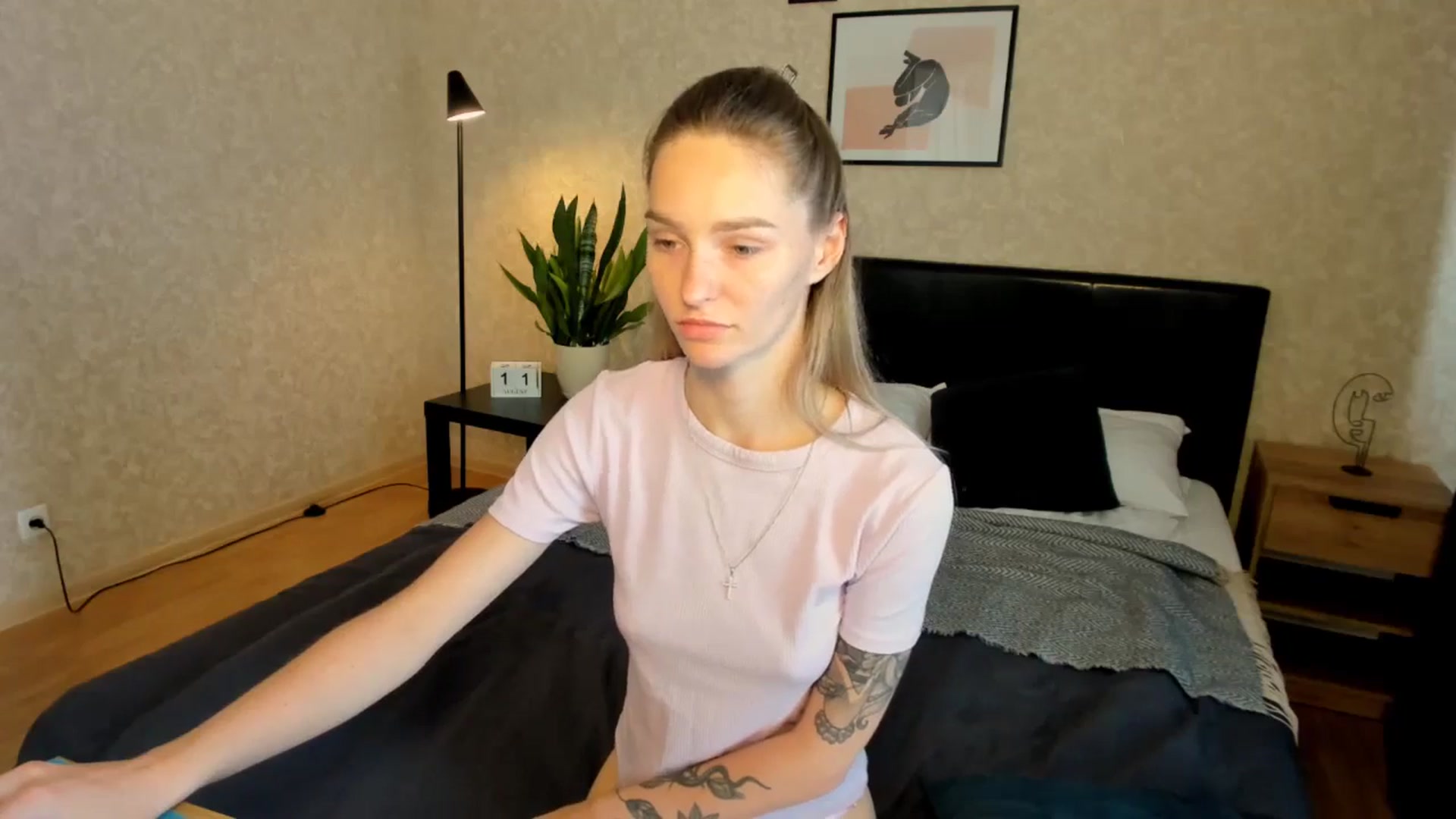 Gallery image thumbnail from Miliain's myfreecams stream on, 08/11/2025, 14:24 image 14 of 20