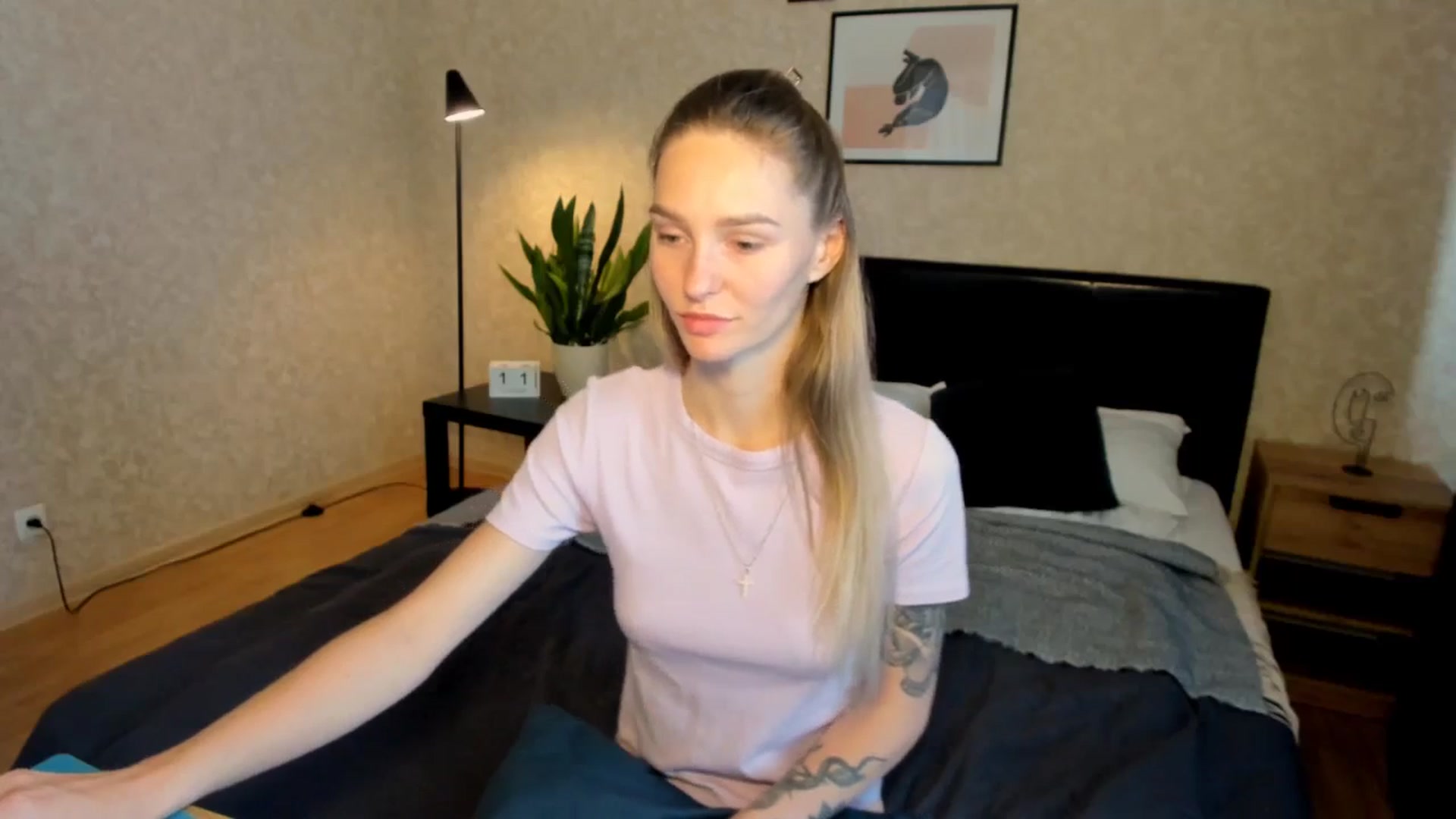 Gallery image thumbnail from Miliain's myfreecams stream on, 08/11/2025, 14:24 image 5 of 20