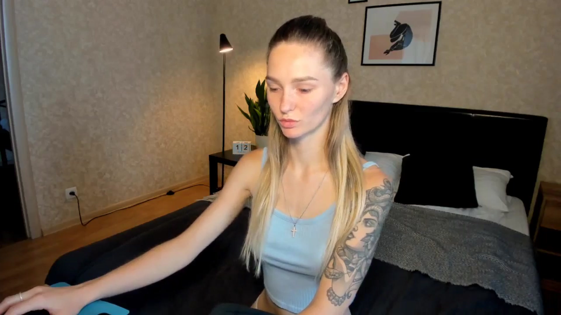 Gallery image thumbnail from Miliain's myfreecams stream on, 08/12/2025, 12:08 image 11 of 20