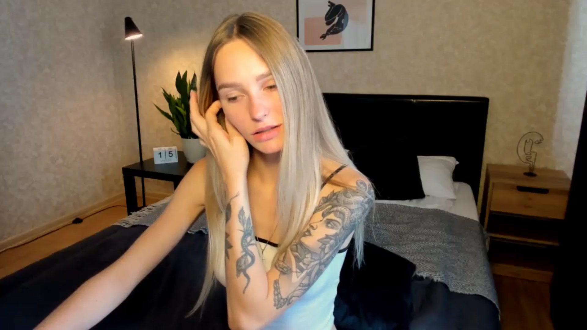Gallery image thumbnail from Miliain's myfreecams stream on, 08/15/2025, 12:09 image 3 of 20
