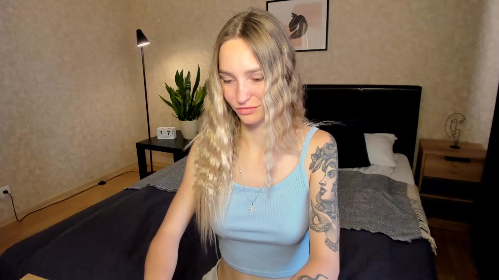 Gallery image thumbnail from Miliain's myfreecams stream on, 08/17/2025, 17:46 image 7 of 20