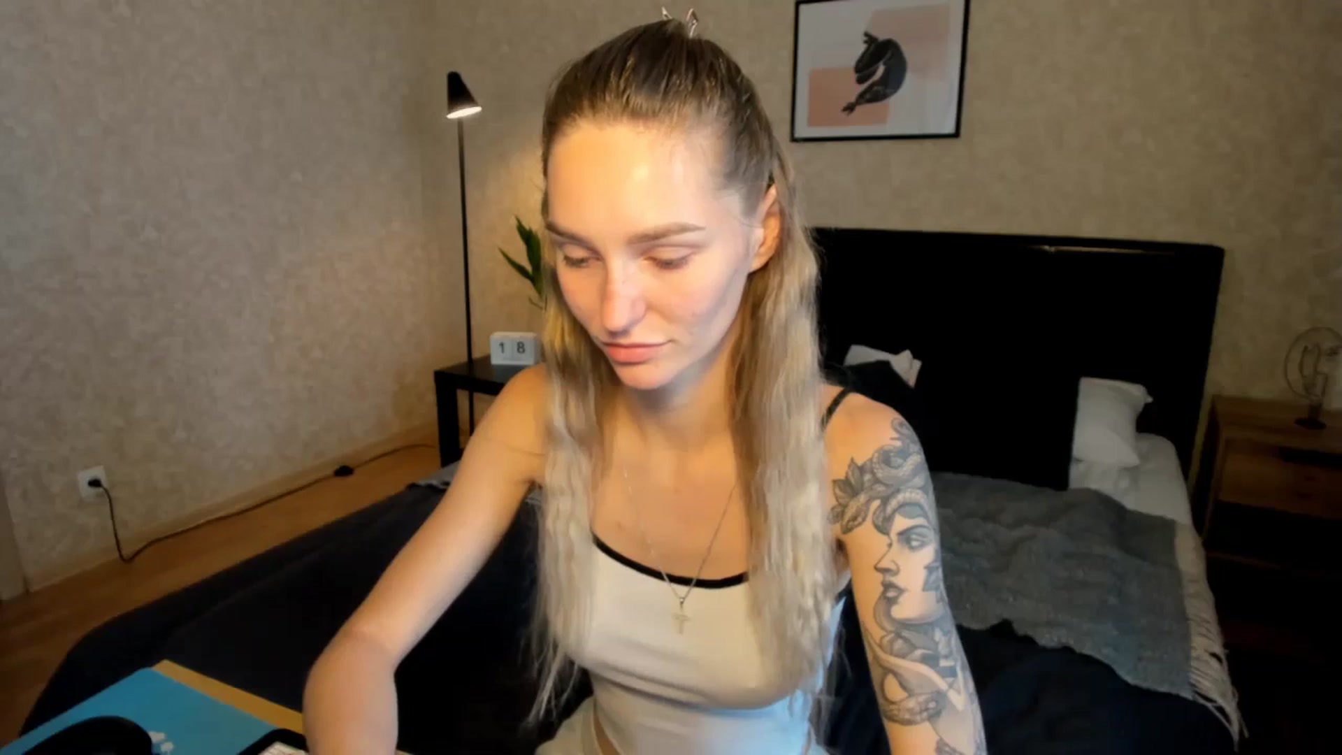 Gallery image thumbnail from Miliain's myfreecams stream on, 08/18/2025, 11:46 image 10 of 20