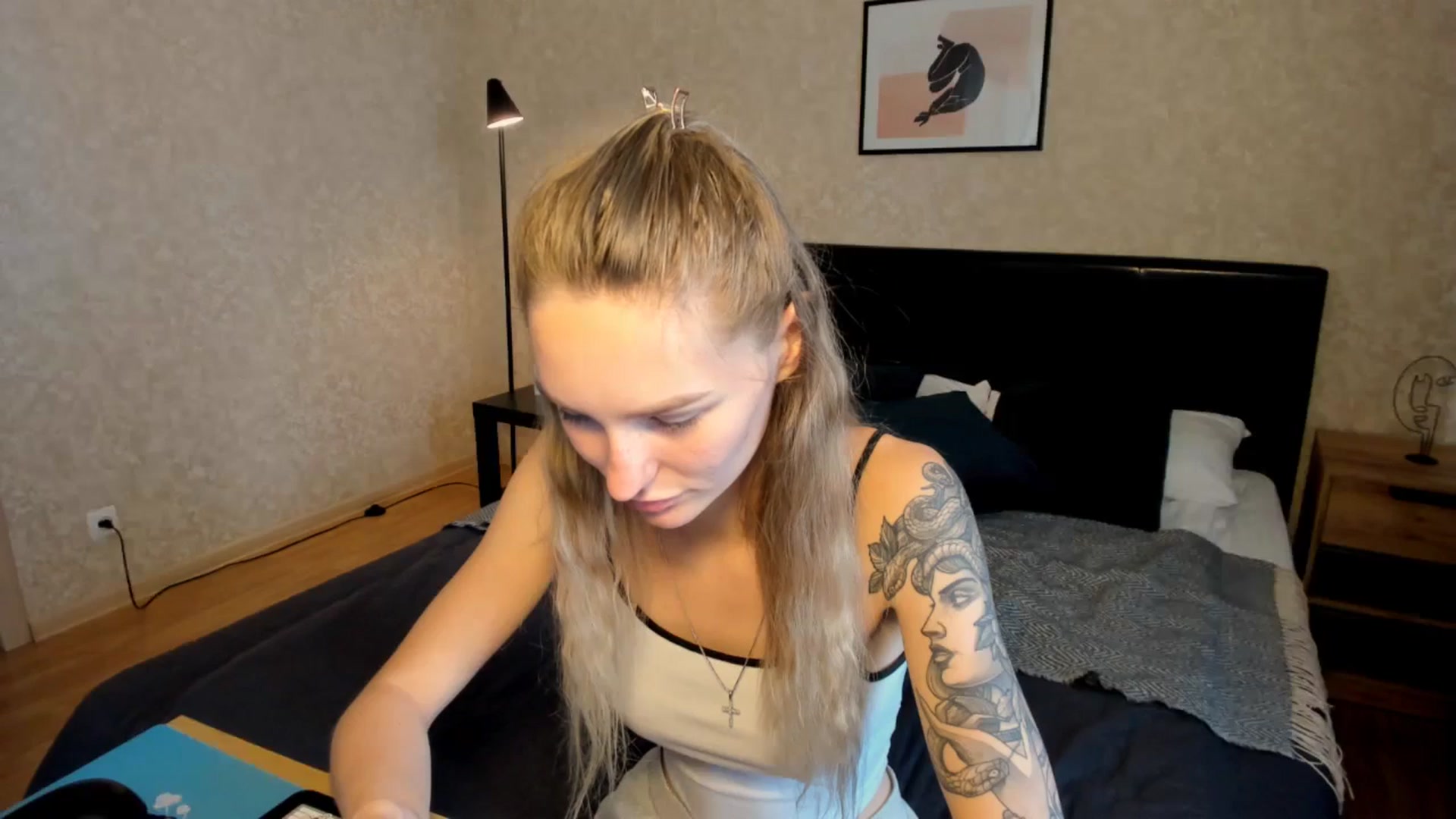 Gallery image thumbnail from Miliain's myfreecams stream on, 08/18/2025, 11:46 image 18 of 20