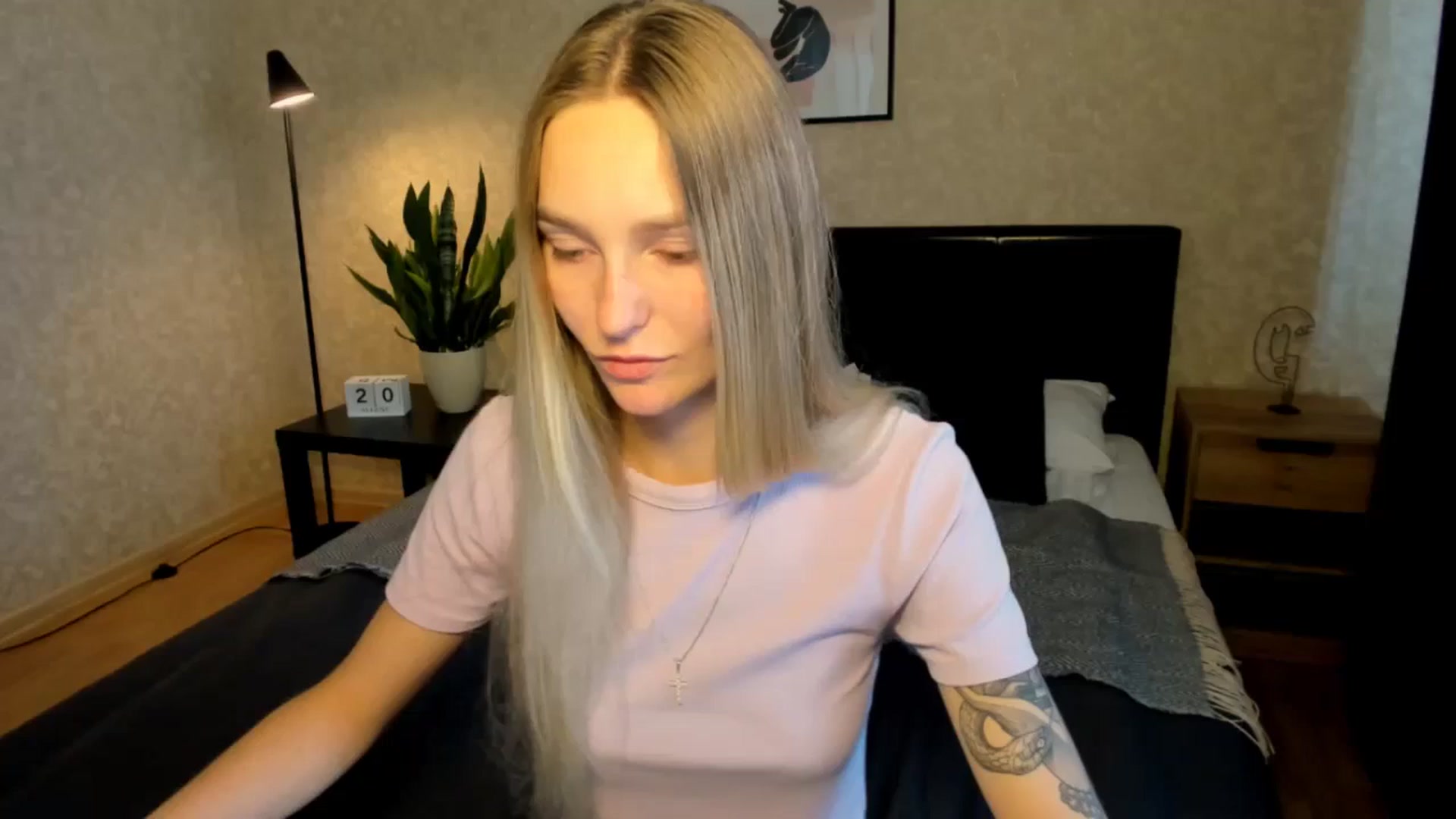 Gallery image thumbnail from Miliain's myfreecams stream on, 08/20/2025, 10:01 image 10 of 20