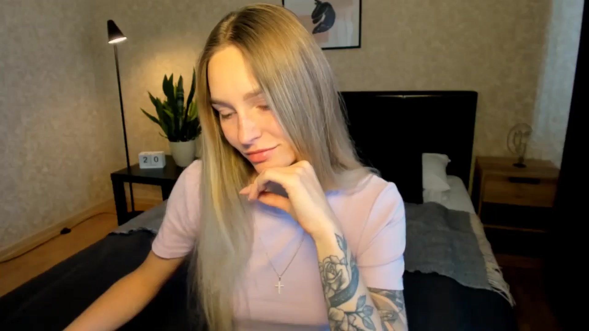 Gallery image thumbnail from Miliain's myfreecams stream on, 08/20/2025, 10:01 image 9 of 20