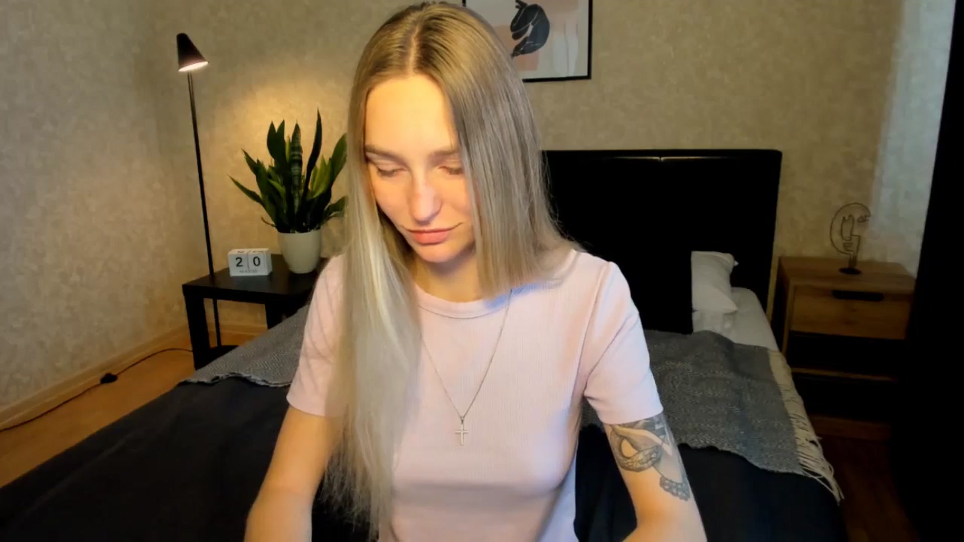 Gallery image thumbnail from Miliain's myfreecams stream on, 08/20/2025, 10:01 image 6 of 20