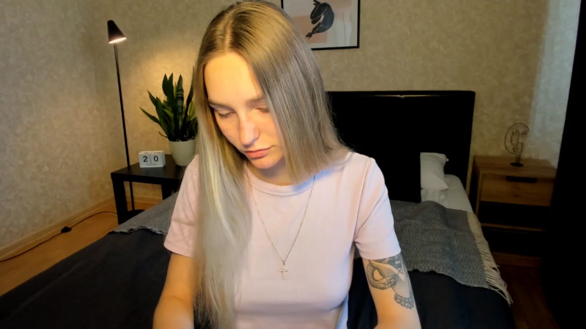 Gallery image thumbnail from Miliain's myfreecams stream on, 08/20/2025, 10:01 image 7 of 20