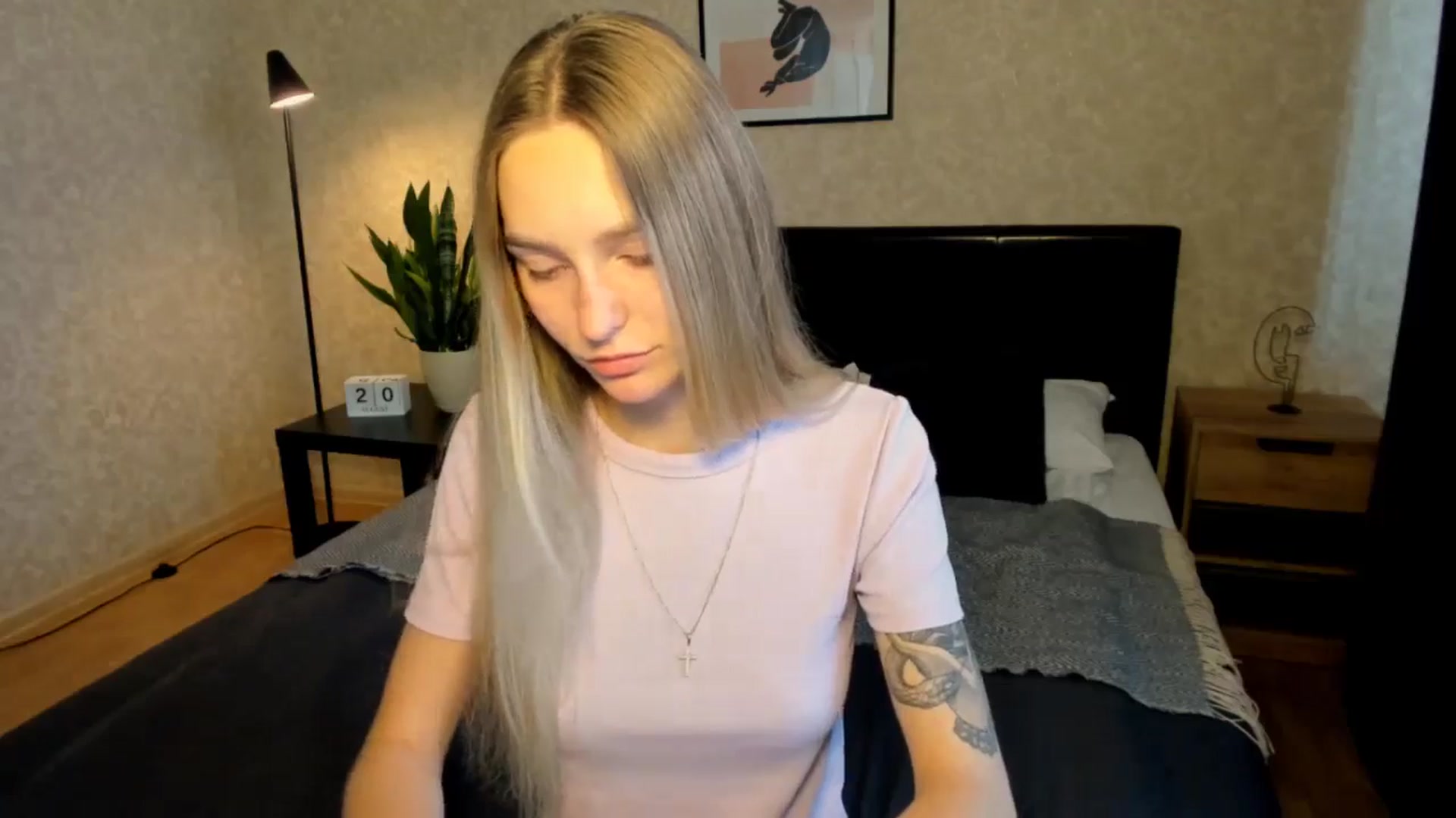 Gallery image thumbnail from Miliain's myfreecams stream on, 08/20/2025, 10:01 image 8 of 20