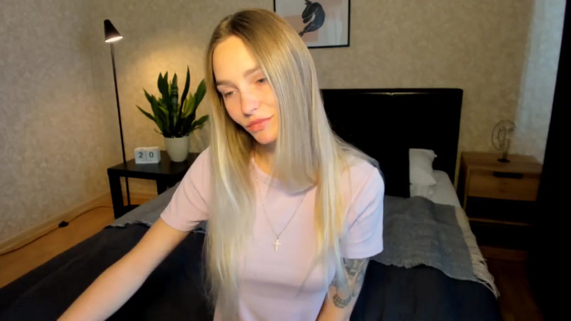 Gallery image thumbnail from Miliain's myfreecams stream on, 08/20/2025, 10:01 image 18 of 20