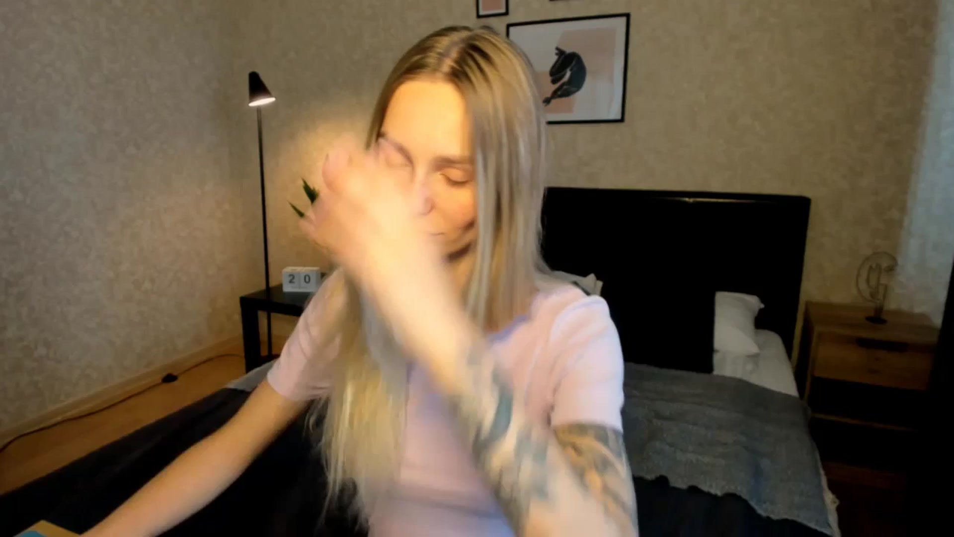 Gallery image thumbnail from Miliain's myfreecams stream on, 08/20/2025, 11:39 image 13 of 20