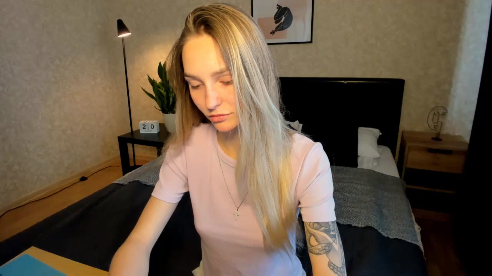 Gallery image thumbnail from Miliain's myfreecams stream on, 08/20/2025, 12:56 image 15 of 20