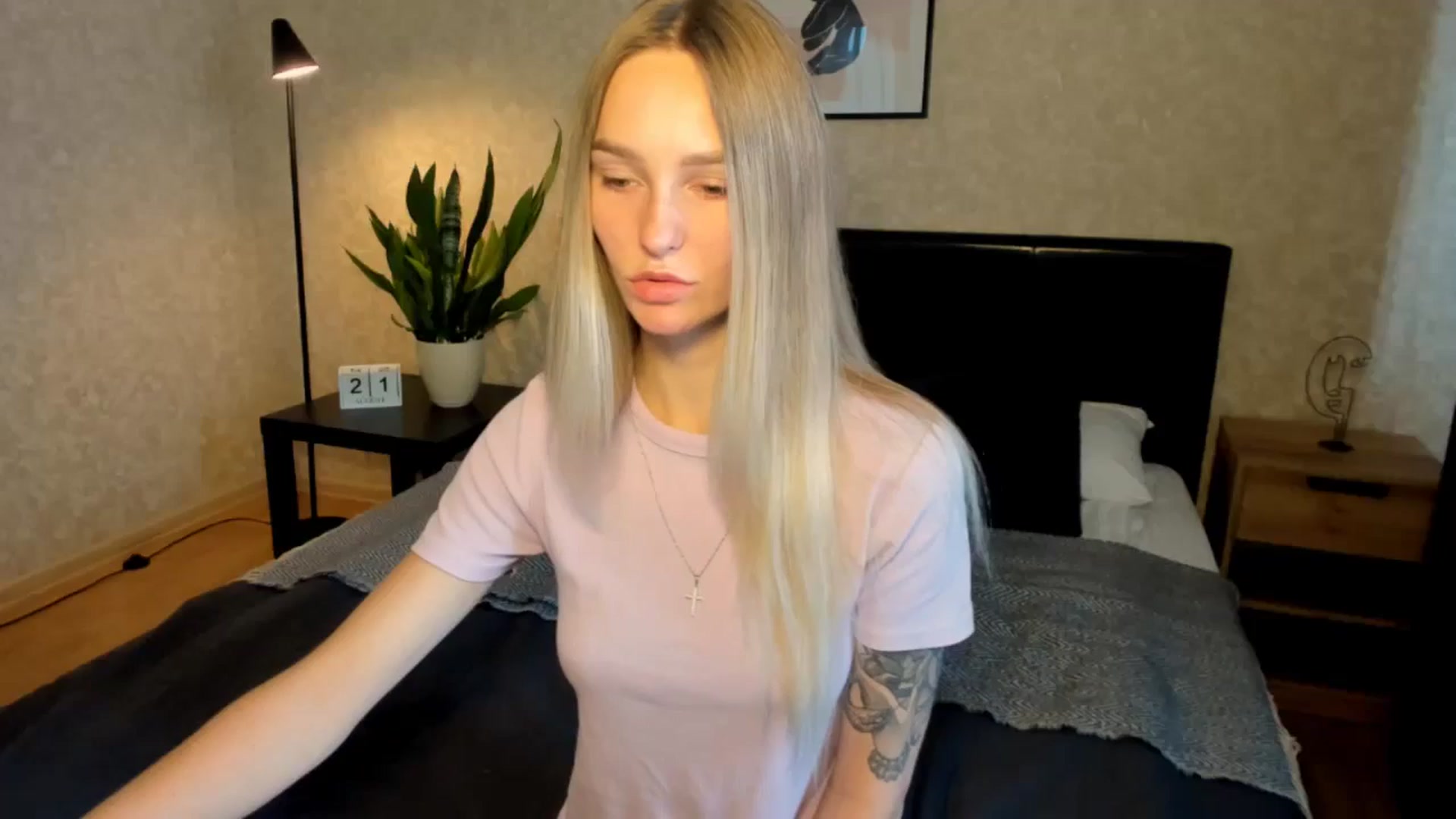 Gallery image thumbnail from Miliain's myfreecams stream on, 08/21/2025, 12:53 image 1 of 20