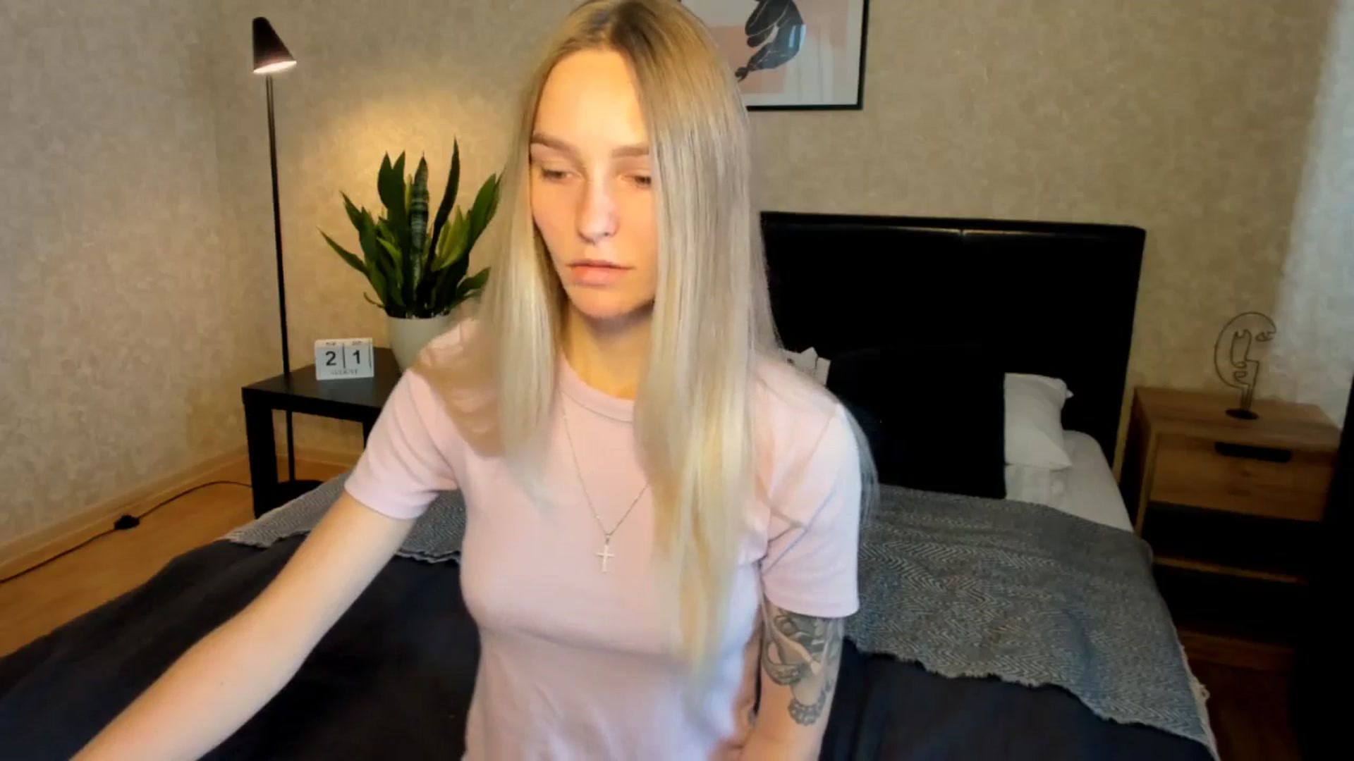 Gallery image thumbnail from Miliain's myfreecams stream on, 08/21/2025, 12:53 image 2 of 20