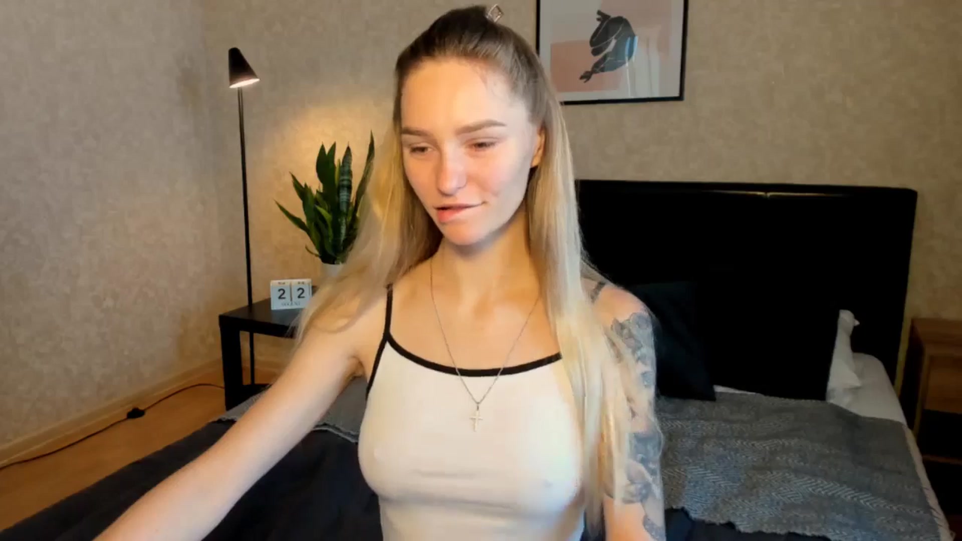 Gallery image thumbnail from Miliain's myfreecams stream on, 08/22/2025, 06:15 image 5 of 20