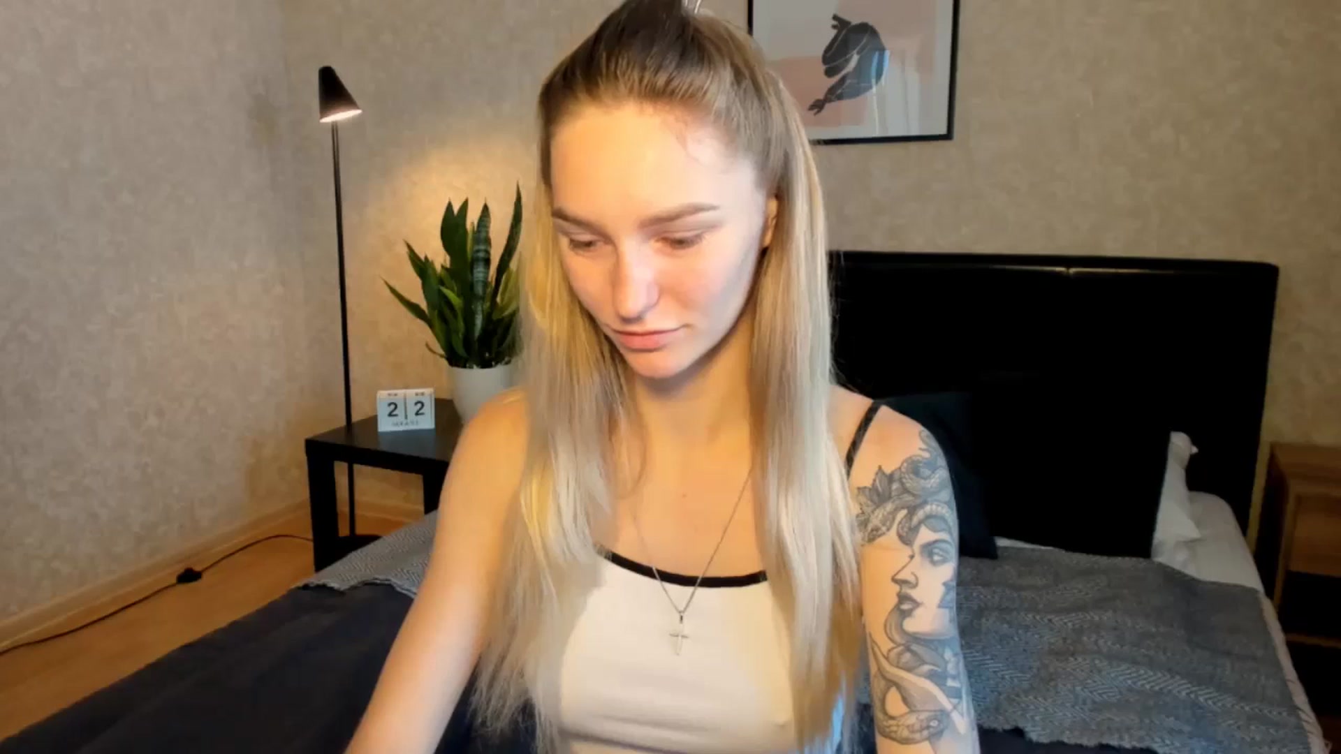 Gallery image thumbnail from Miliain's myfreecams stream on, 08/22/2025, 06:15 image 16 of 20