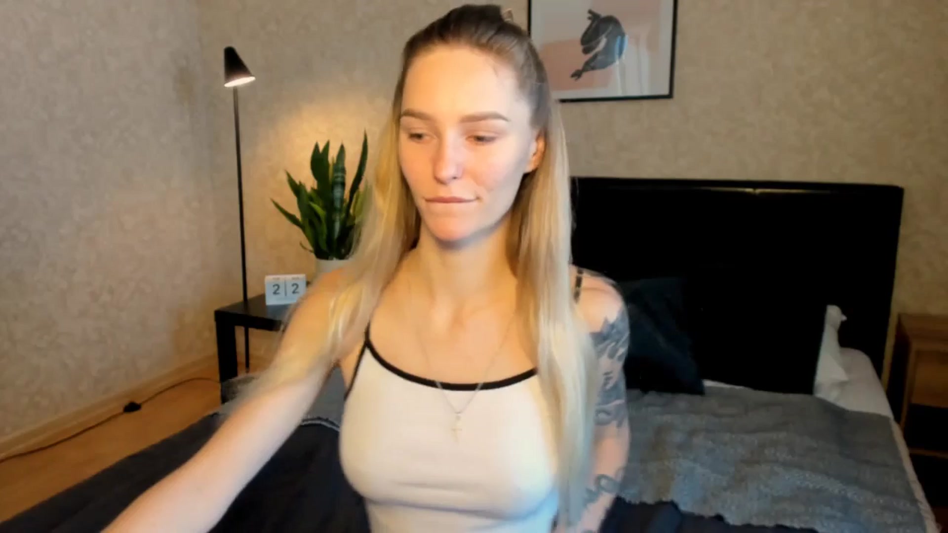 Gallery image thumbnail from Miliain's myfreecams stream on, 08/22/2025, 06:15 image 9 of 20