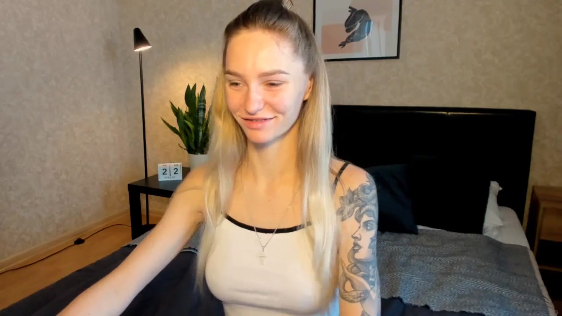 Gallery image thumbnail from Miliain's myfreecams stream on, 08/22/2025, 06:15 image 6 of 20
