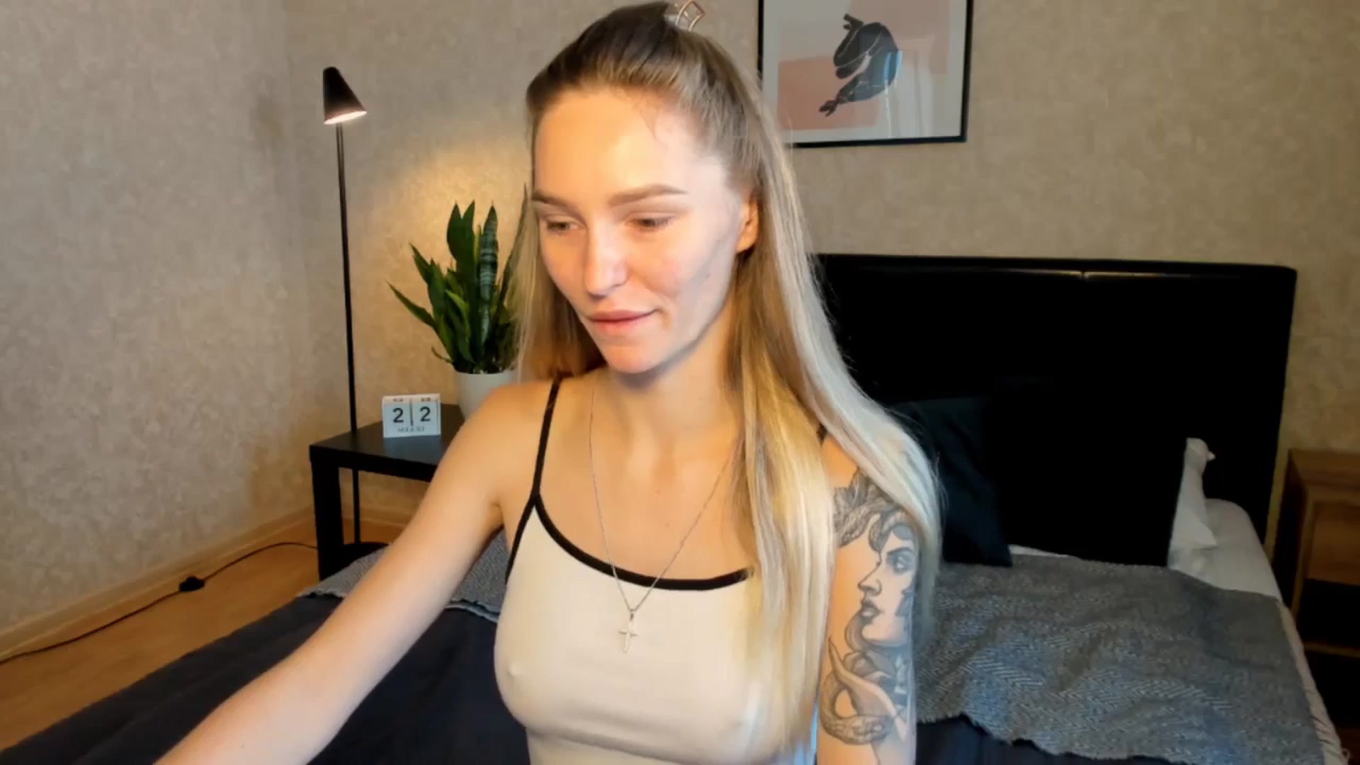 Gallery image thumbnail from Miliain's myfreecams stream on, 08/22/2025, 08:23 image 8 of 20