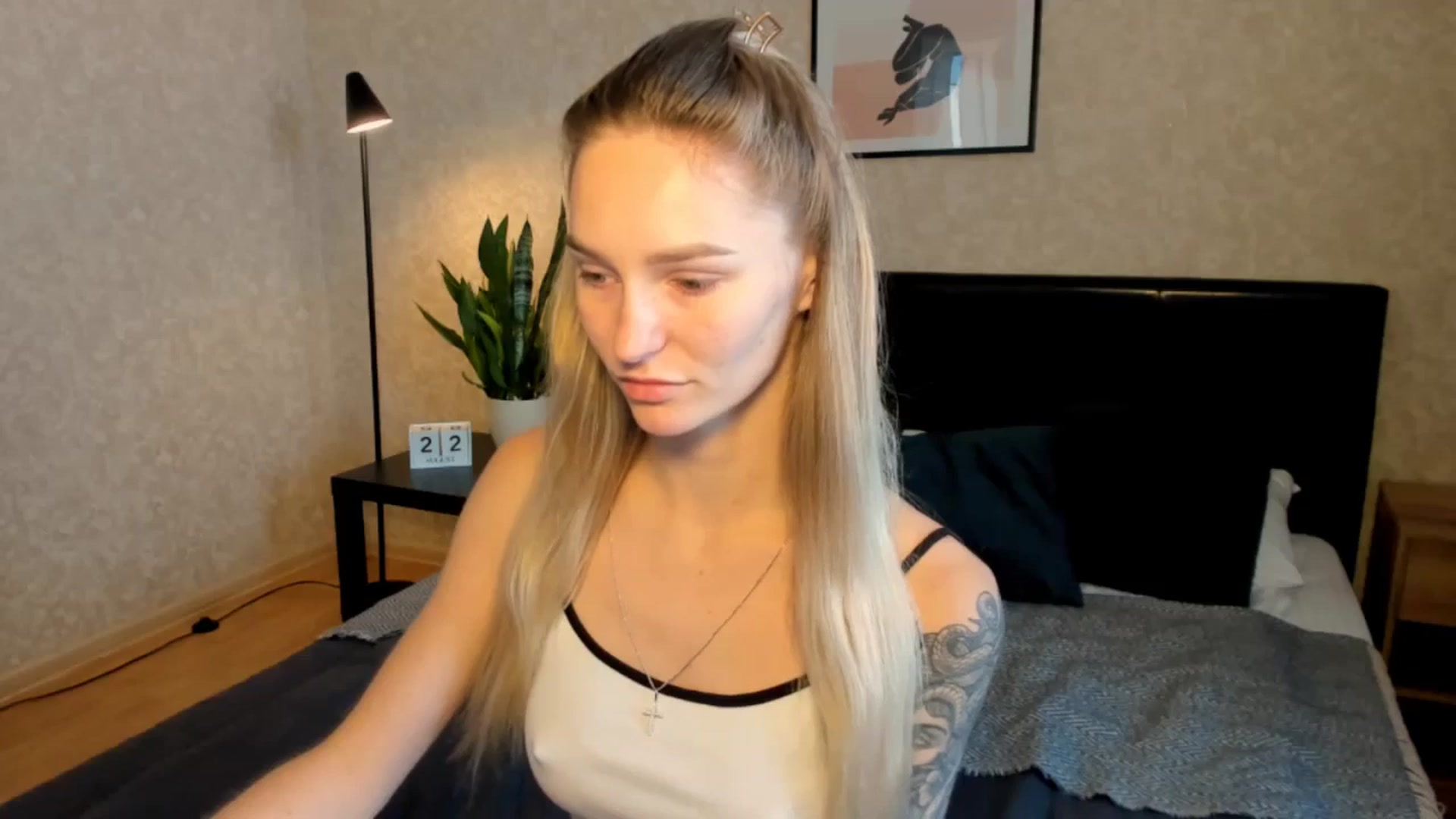 Gallery image thumbnail from Miliain's myfreecams stream on, 08/22/2025, 08:23 image 18 of 20