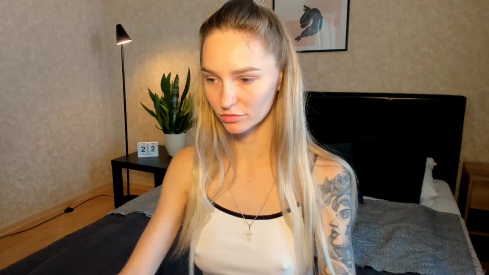 Gallery image thumbnail from Miliain's myfreecams stream on, 08/22/2025, 08:23 image 11 of 20