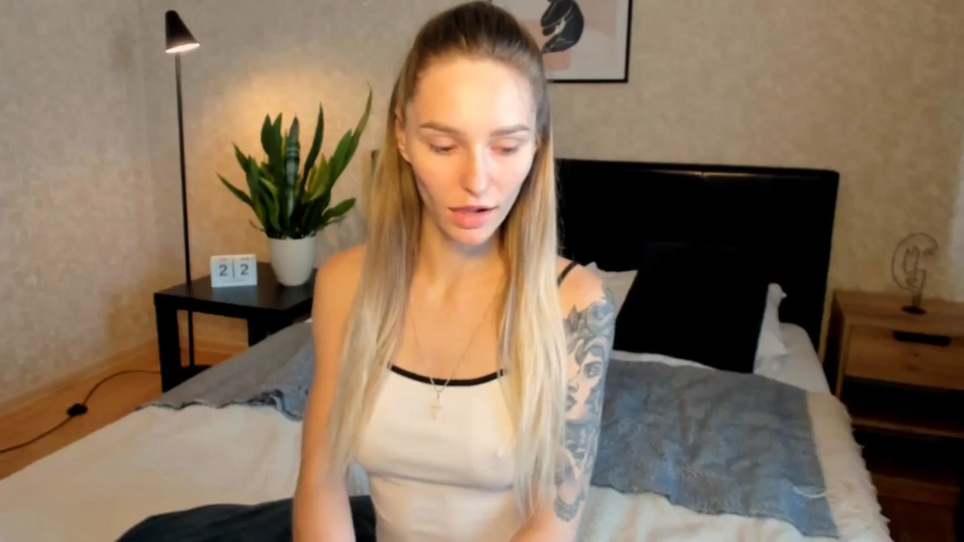 Gallery image thumbnail from Miliain's myfreecams stream on, 08/22/2025, 12:06 image 20 of 20