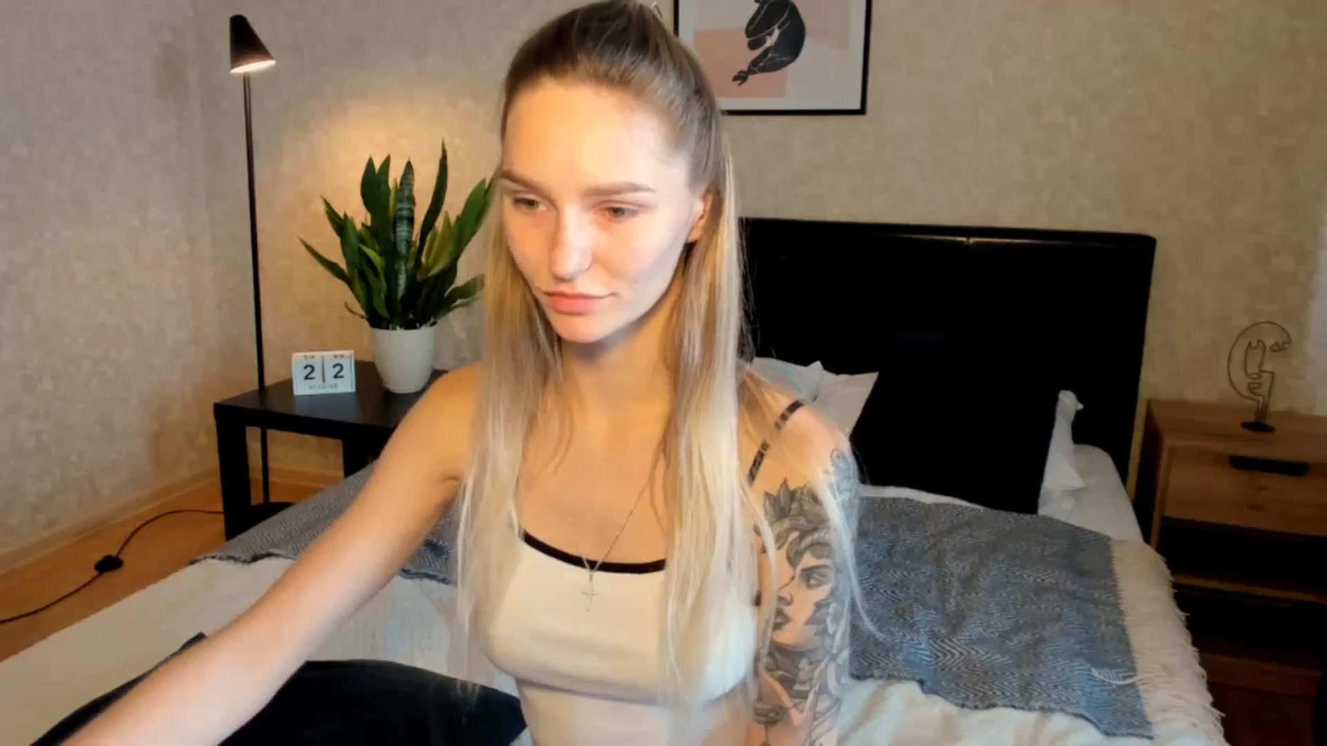 Gallery image thumbnail from Miliain's myfreecams stream on, 08/22/2025, 12:06 image 2 of 20