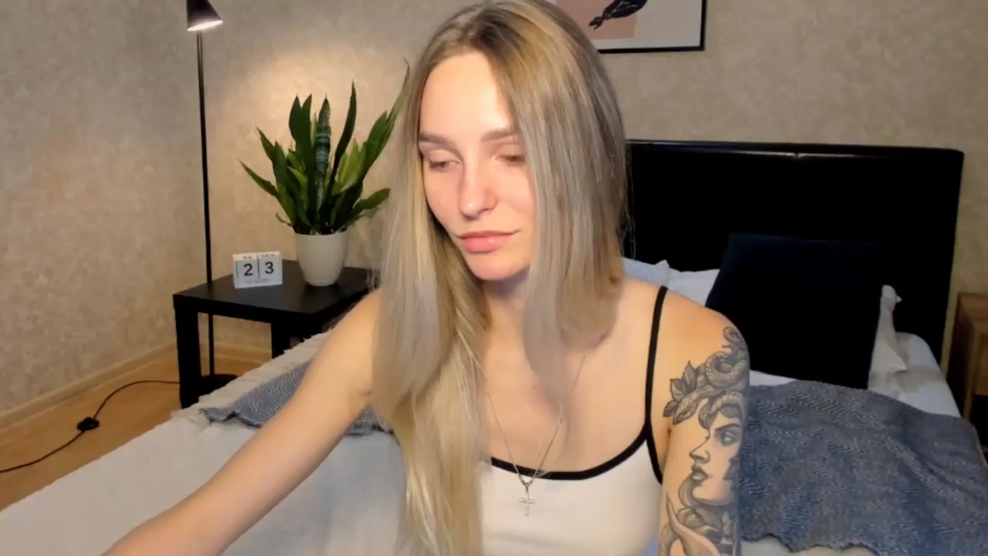 Gallery image thumbnail from Miliain's myfreecams stream on, 08/23/2025, 15:56 image 1 of 20