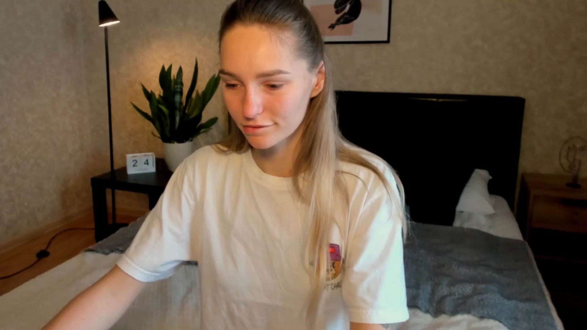 Gallery image thumbnail from Miliain's myfreecams stream on, 08/24/2025, 13:57 image 14 of 20