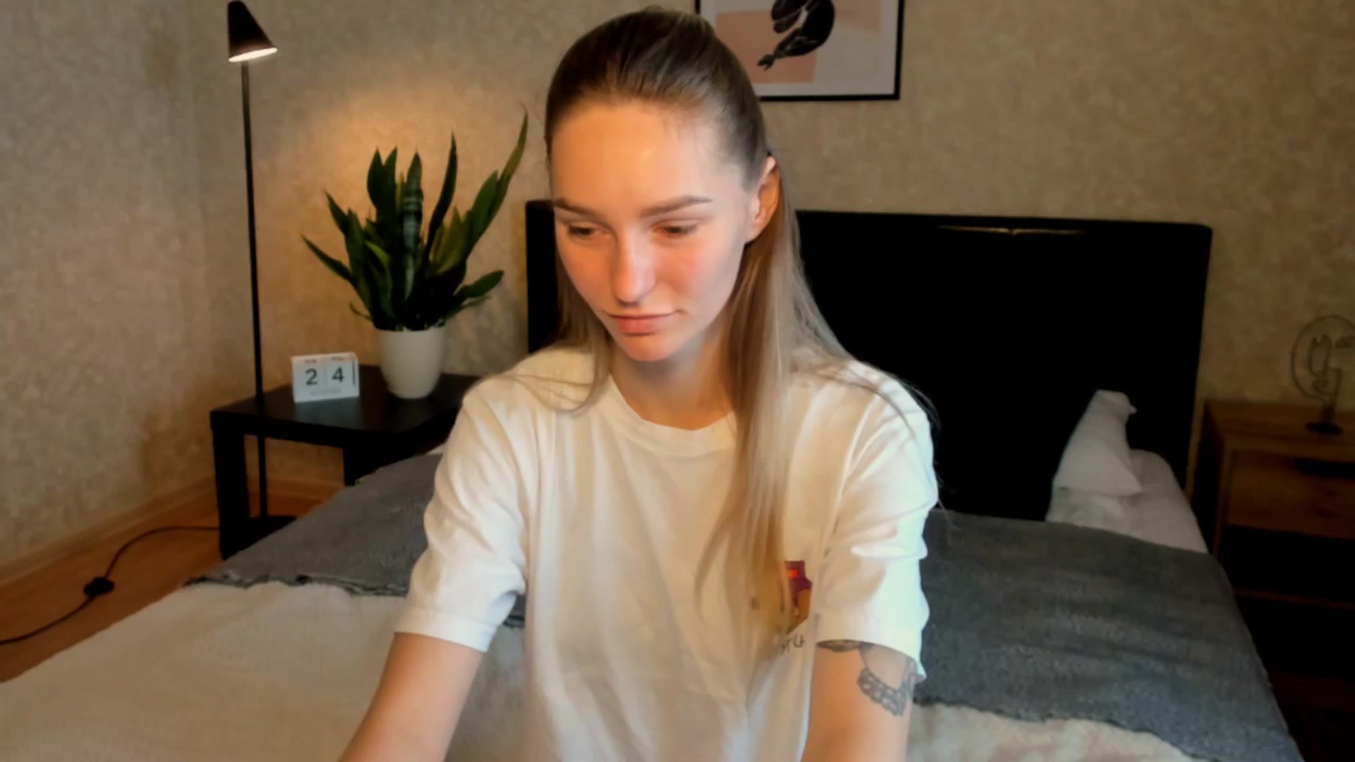 Gallery image thumbnail from Miliain's myfreecams stream on, 08/24/2025, 13:57 image 6 of 20