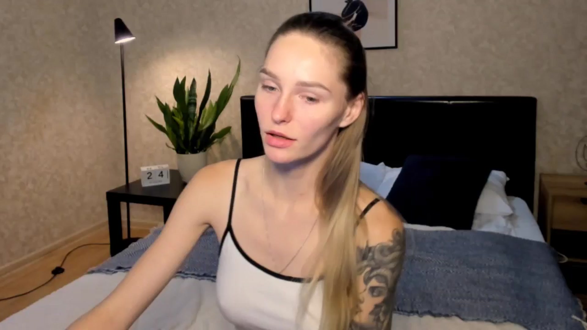 Gallery image thumbnail from Miliain's myfreecams stream on, 08/24/2025, 19:02 image 6 of 20