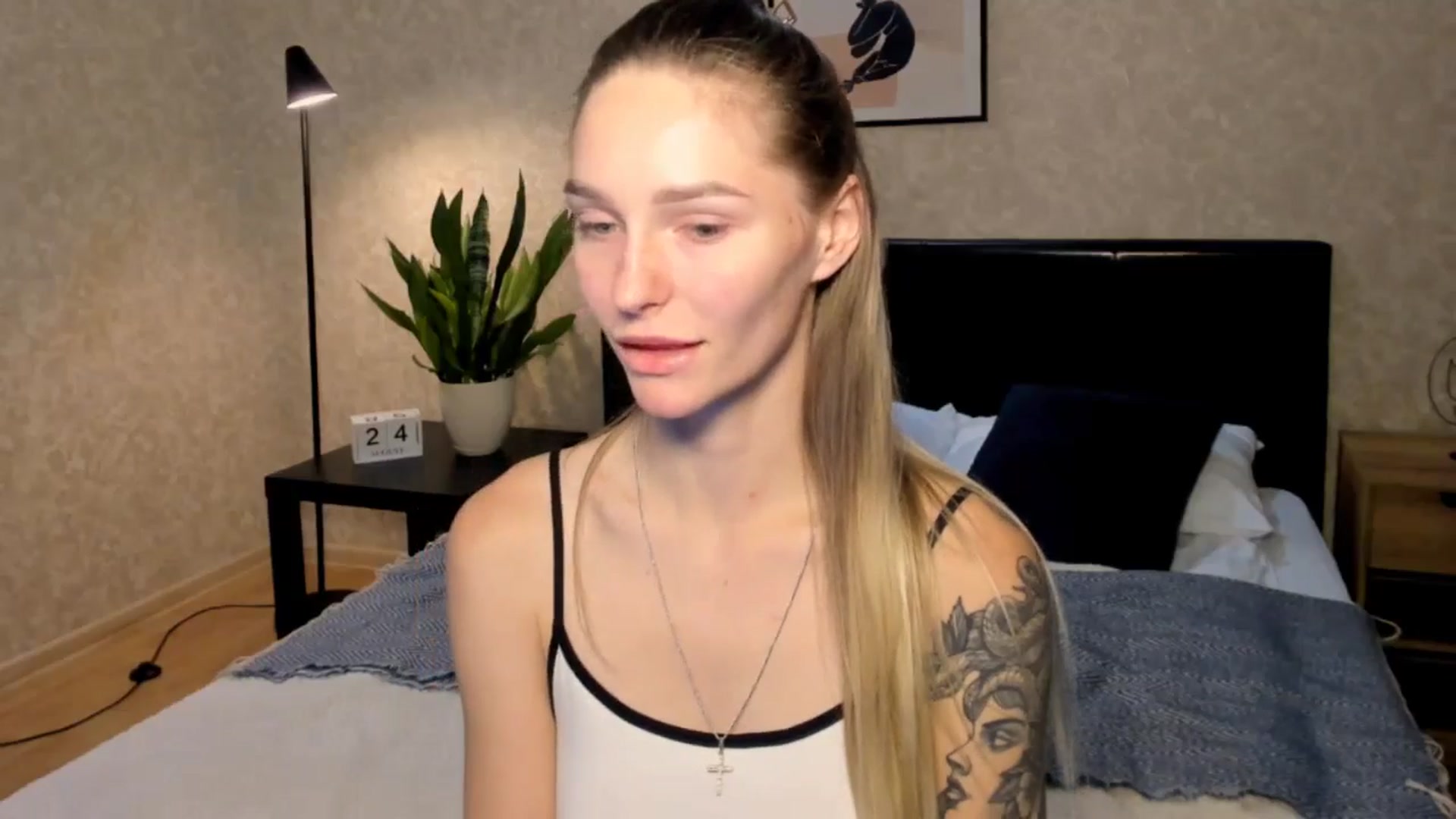 Gallery image thumbnail from Miliain's myfreecams stream on, 08/24/2025, 19:02 image 16 of 20