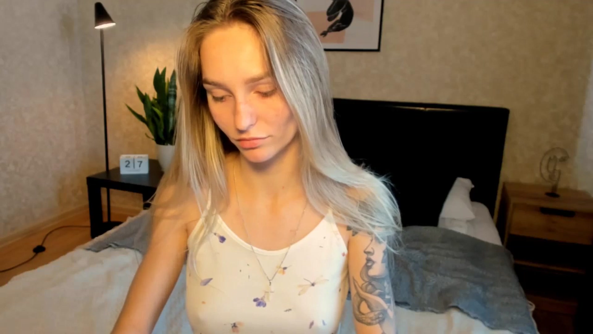 Gallery image thumbnail from Miliain's myfreecams stream on, 08/27/2025, 08:28 image 17 of 20