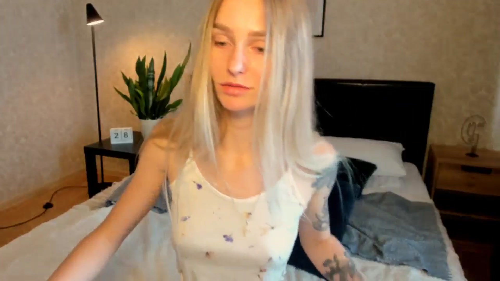 Gallery image thumbnail from Miliain's myfreecams stream on, 08/28/2025, 13:35 image 19 of 20