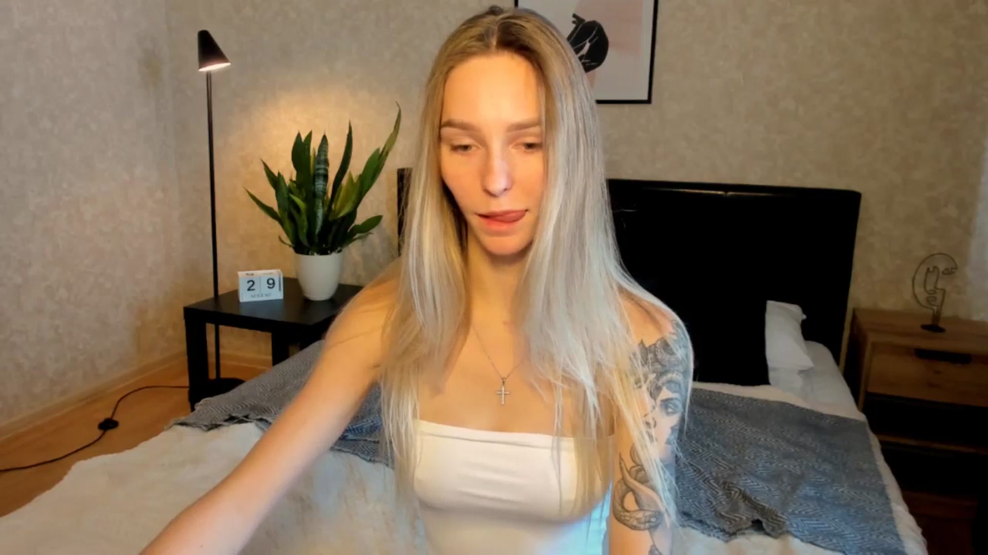 Gallery image thumbnail from Miliain's myfreecams stream on, 08/29/2025, 08:55 image 8 of 20