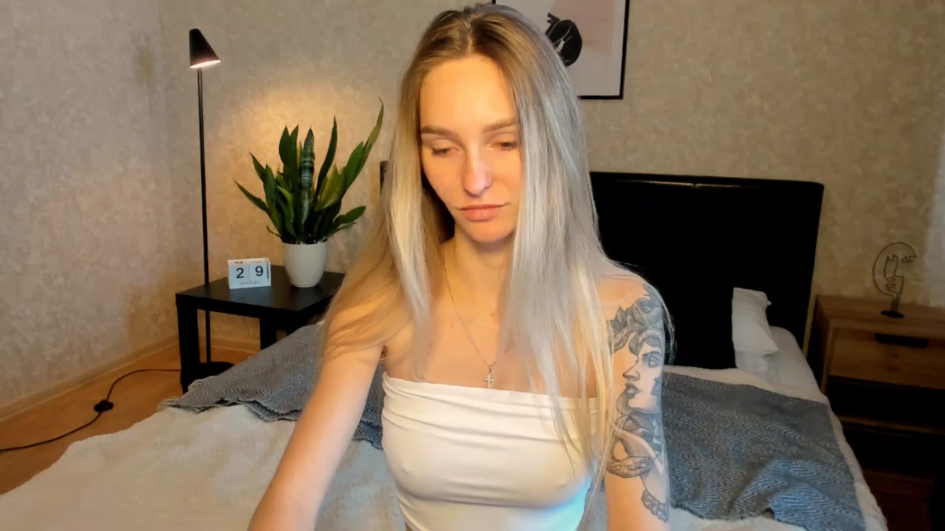 Gallery image thumbnail from Miliain's myfreecams stream on, 08/29/2025, 08:55 image 16 of 20